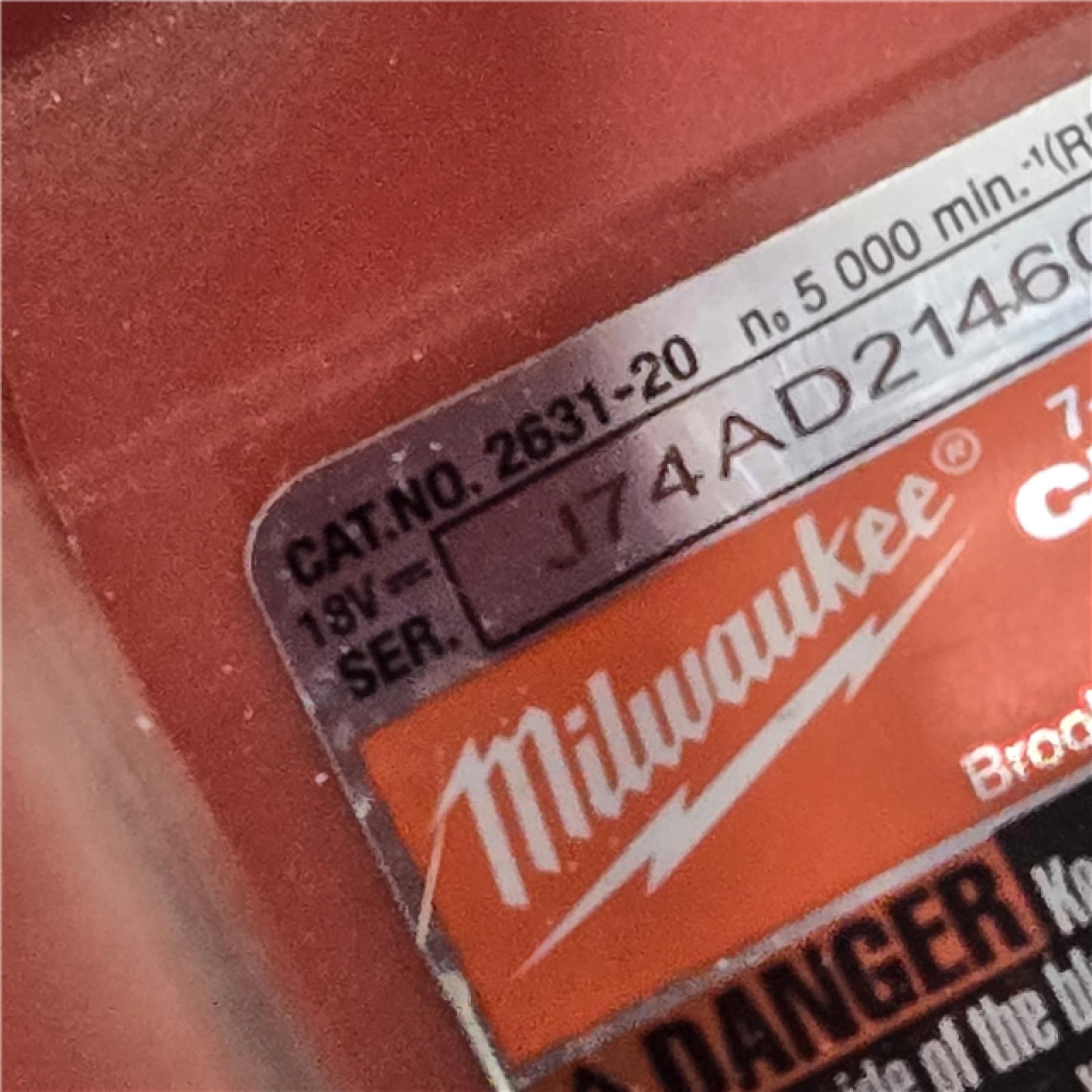 AS-IS Milwaukee 7-1/4 18V Brushless Circular Saw 2631-20 (Bare Tool)