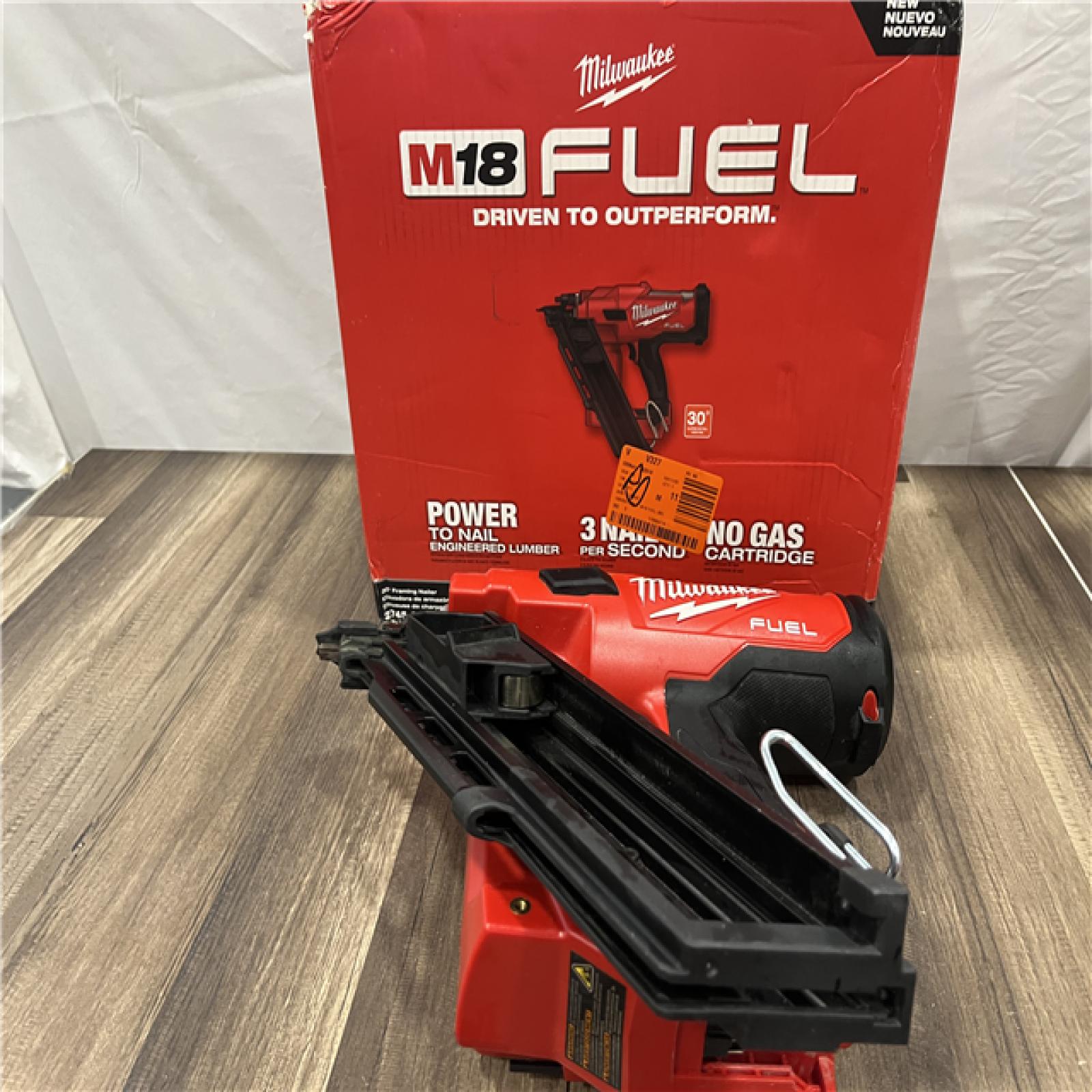 GOOD Milwaukee M18 FUEL 3-1/2 in. 18-Volt 30-Degree Lithium-Ion Brushless Cordless Framing Nailer (Tool-Only)