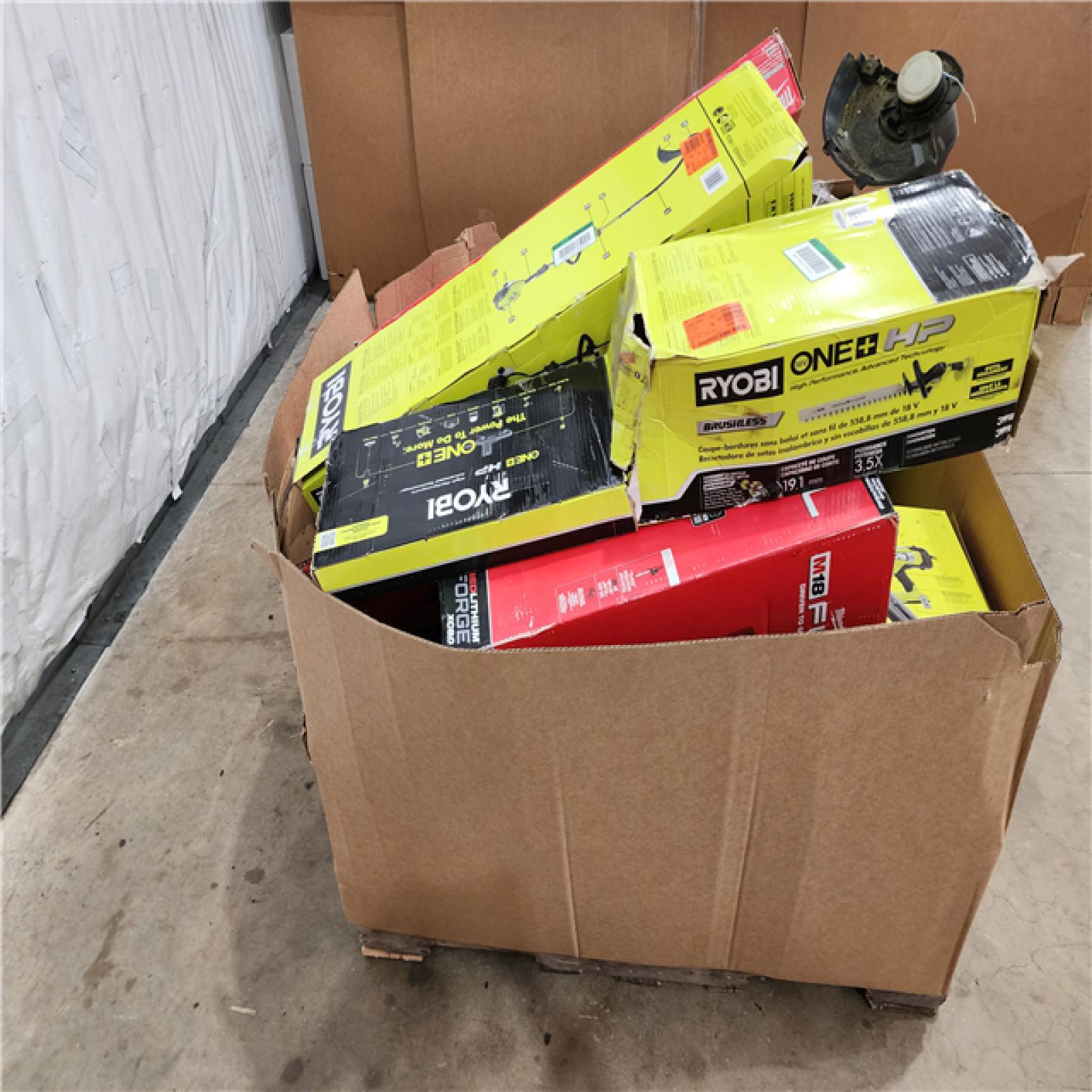HOUSTON LOCATION - AS-IS TOOL PALLET
