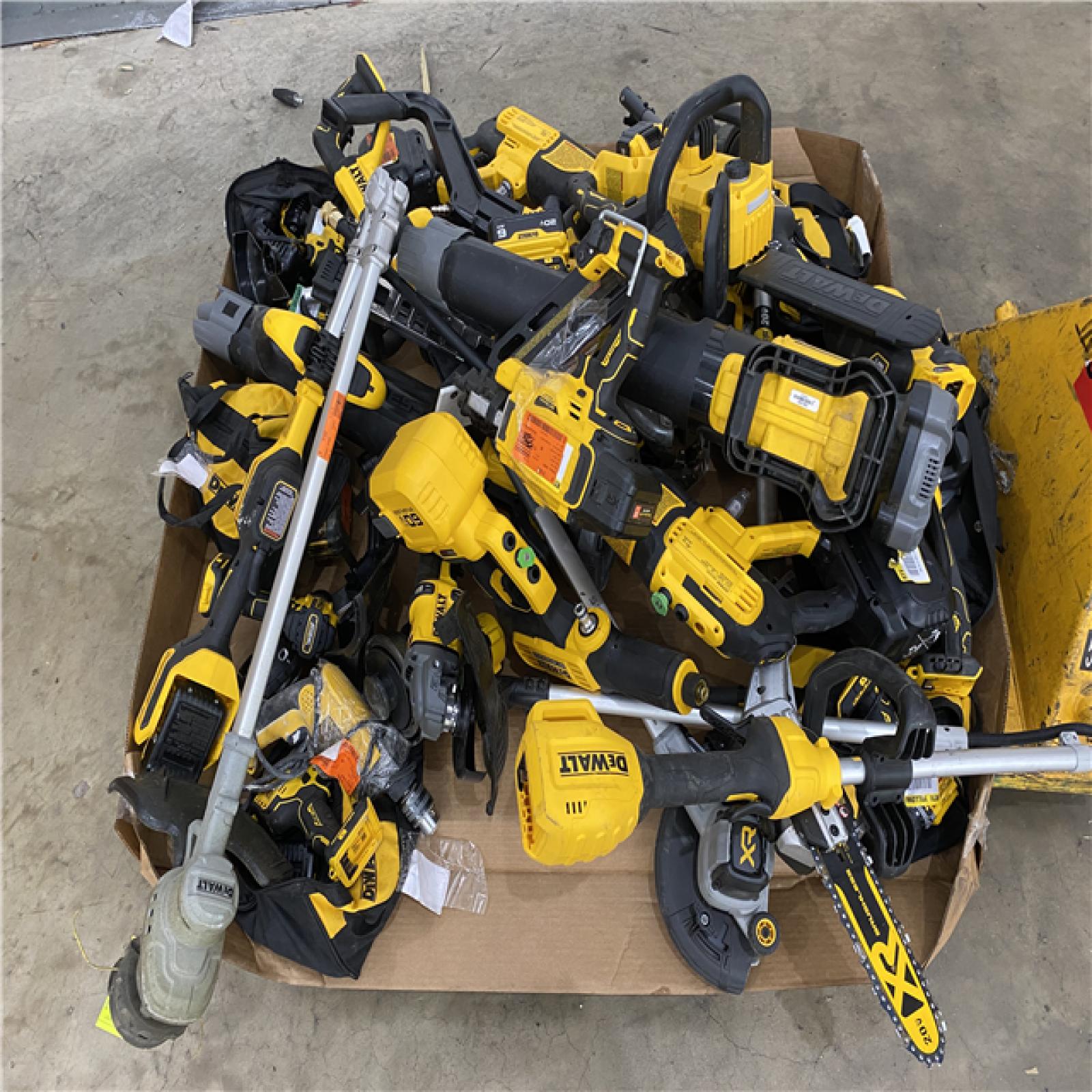 Houston Location AS IS - Tool Pallet
