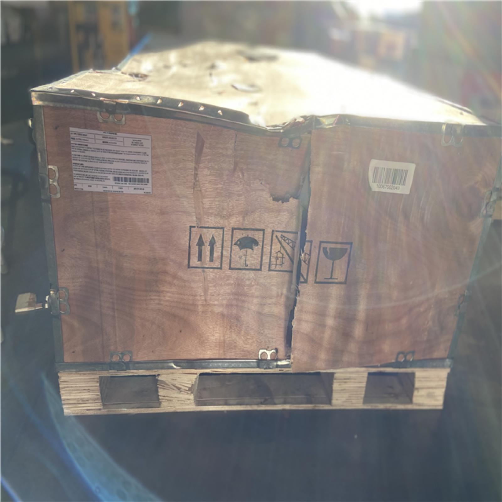 DALLAS LOCATION -  MAX JAX MK7 Symmetric Portable 2 Post Car Lift with 7 000 lbs. Weight Capacity and 110V Power Unit Included