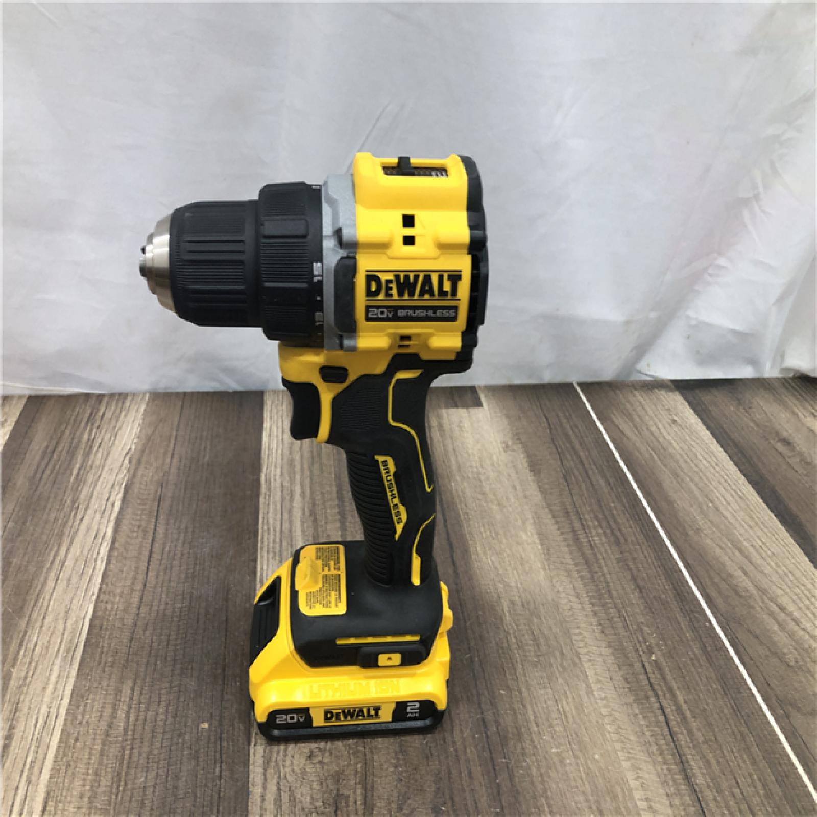 AS-IS DEWALT Atomic 20V Lithium-Ion Cordless Compact 1/2 in. Drill/Driver Kit