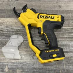 LIKE NEW - DEWALT 20V MAX Cordless Battery Powered Pruner Kit