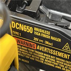 AS-IS DEWALT 20V MAX XR Lithium-Ion Cordless 2-1/2 in. 15-Gauge Finish Nailer Kit