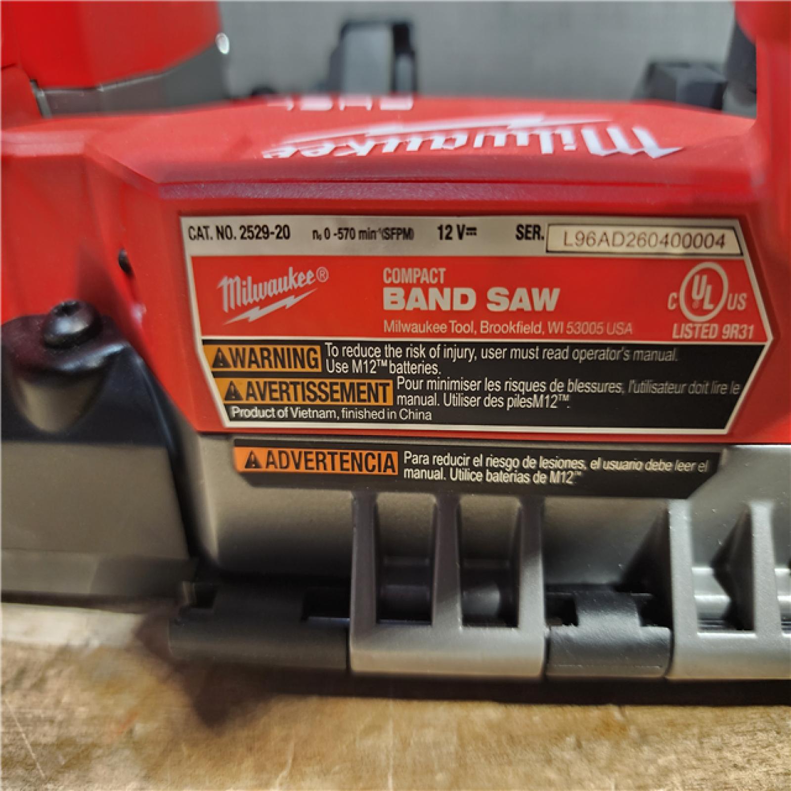 HOUSTON LOCATION - AS - IS Milwaukee FUEL 12V Lithium-Ion Cordless Compact Band Saw (Tool-Only)