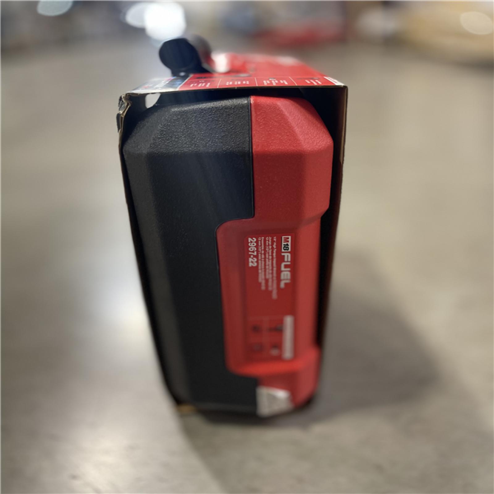 NEW! - Milwaukee M18 FUEL 18V Lithium-Ion Brushless Cordless High-Torque 1/2 in. Impact Wrench w/Friction Ring Kit