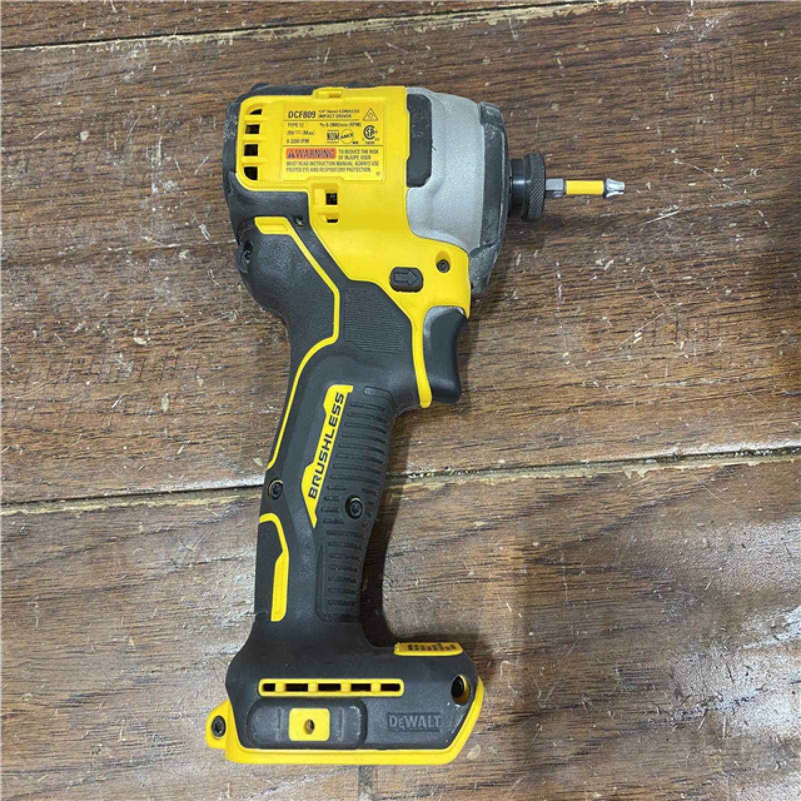 AS-IS DEWALT ATOMIC 20V MAX* Brushless Cordless Compact 1/4 in. Impact Driver Kit