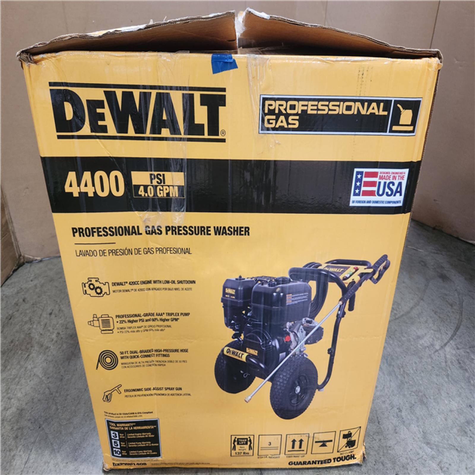 Phoenix NEW DEWALT 4400 PSI 4.0 GPM Cold Water Gas Pressure Washer