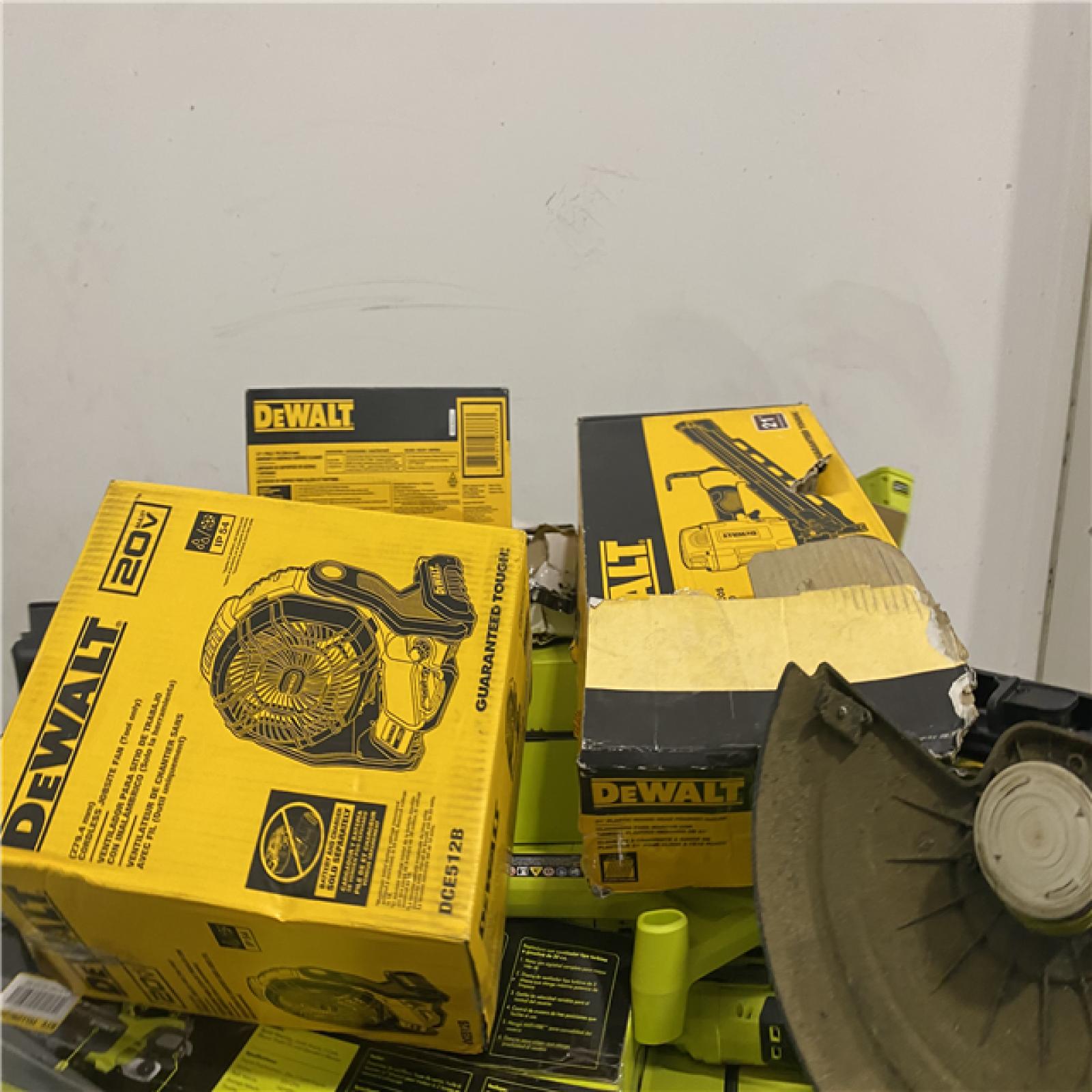 Dallas Location - As-Is Tool Pallet