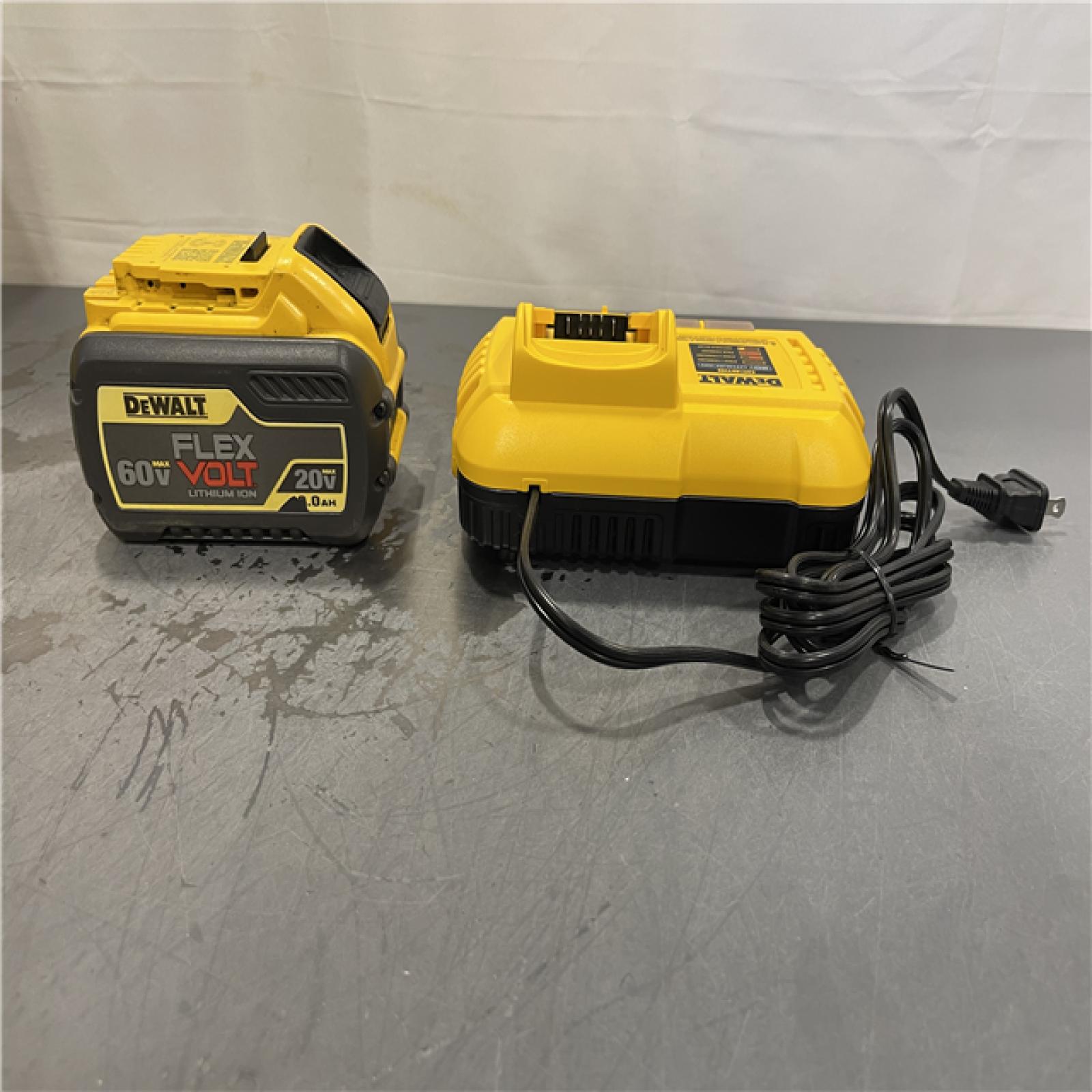 AS-IS - Dewalt FLEXVOLT 20V/60V MAX Lithium-Ion 12.0Ah Battery and Fan Cooled Fast Charger