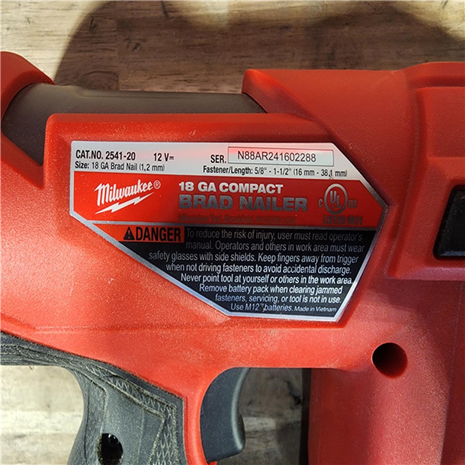 HOUSTON LOCATION - AS-IS M12 FUEL 12-Volt Lithium-Ion Brushless Cordless 18-Guage Compact Brad Nailer (Tool Only)