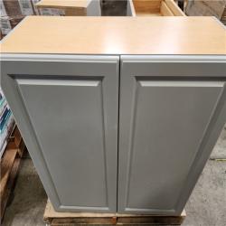 Phoenix Location Hampton Bay Designer Series Elgin Assembled Kitchen Cabinet in White Pallet (3 Cabinets)