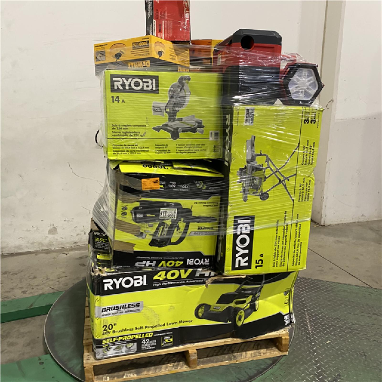 Dallas Location - As-Is Tool Pallet