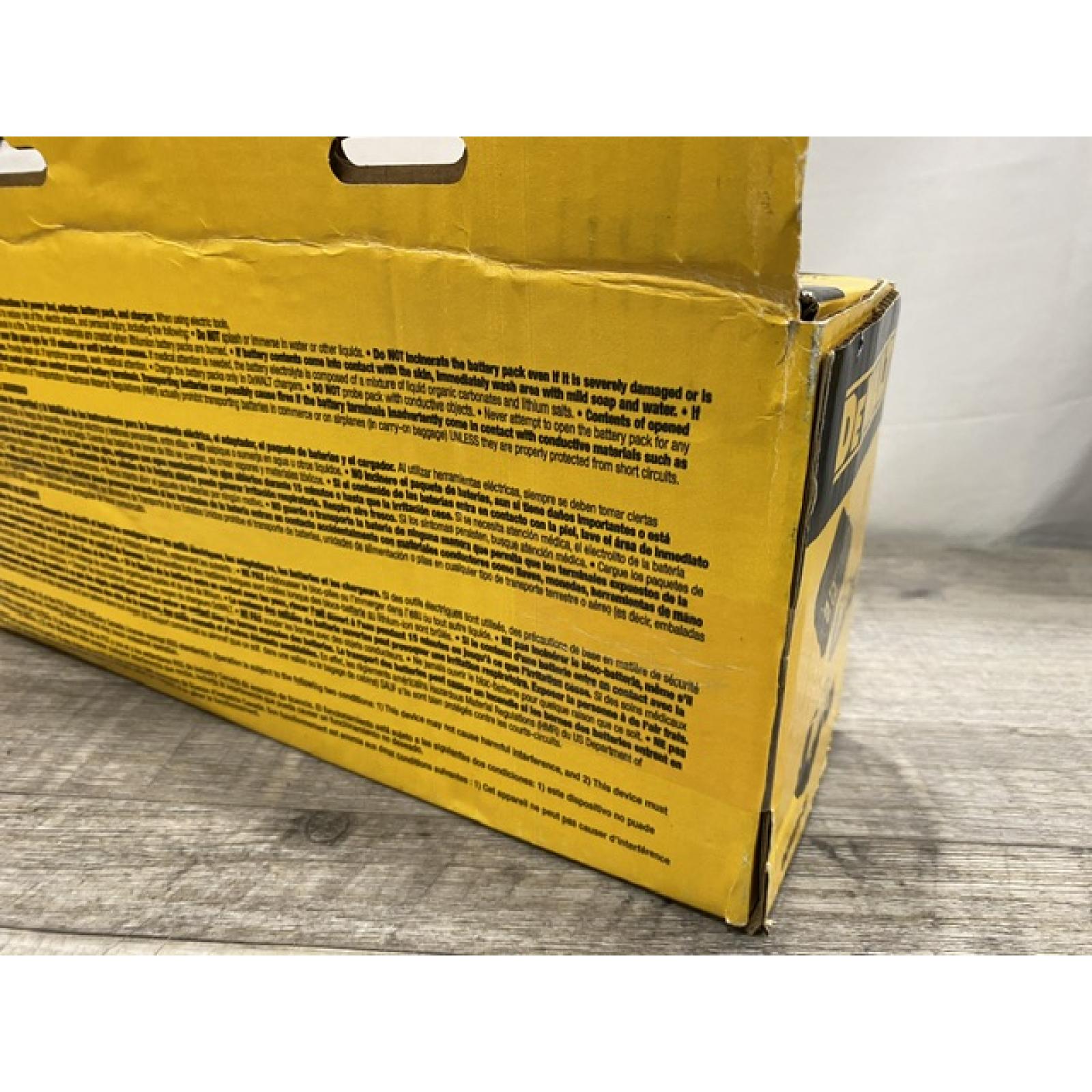 NEW - DEWALT 20V MAX Lithium-Ion Battery Kit with 5.0Ah and 2.0Ah Battery and Charger