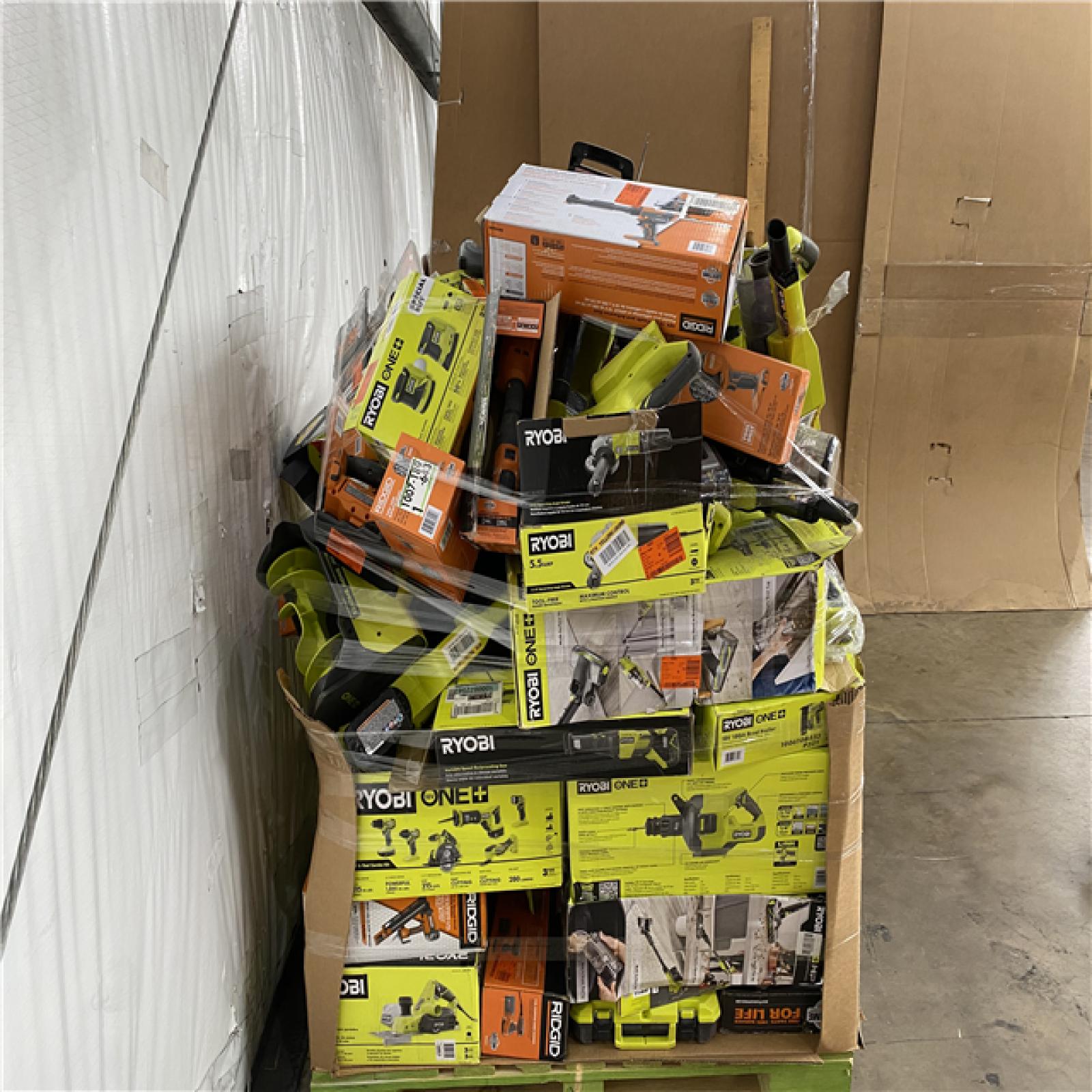 Houston Location AS IS - Tool Pallet