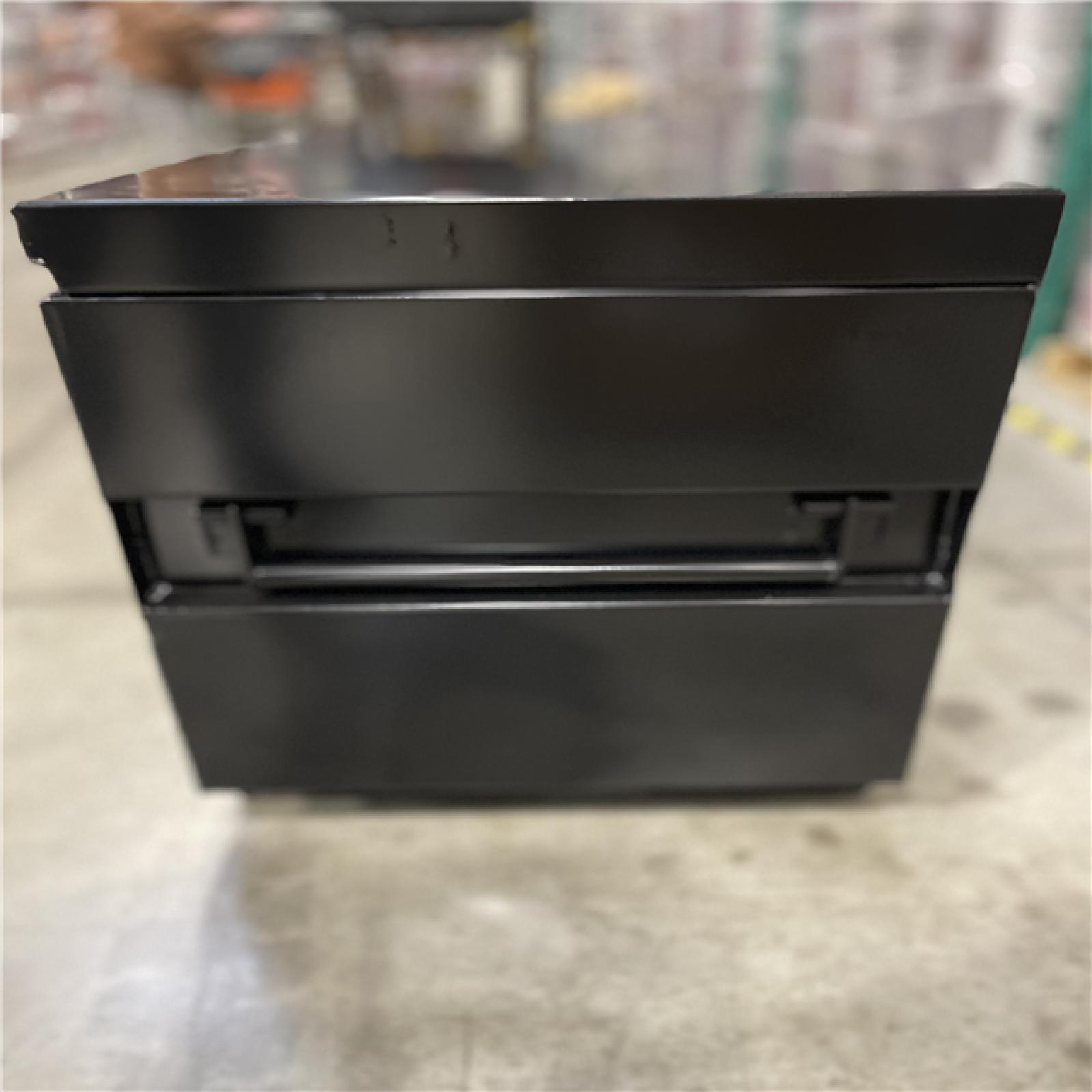 DALLAS LOCATION - AS-IS Rigid Jobsite Storage Chest