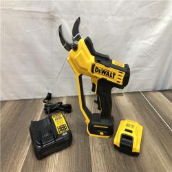 AS-IS DEWALT 20-Volt MAX 1 -1/2 in. Capacity Cordless Battery Powered Pruner Kit