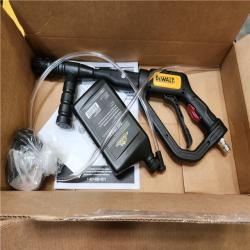 Phoenix NEW DEWALT 4400 PSI 4.0 GPM Gas Pressure Washer with 420cc Engine  Triplex Pump  Commercial Cold Water Power Washer