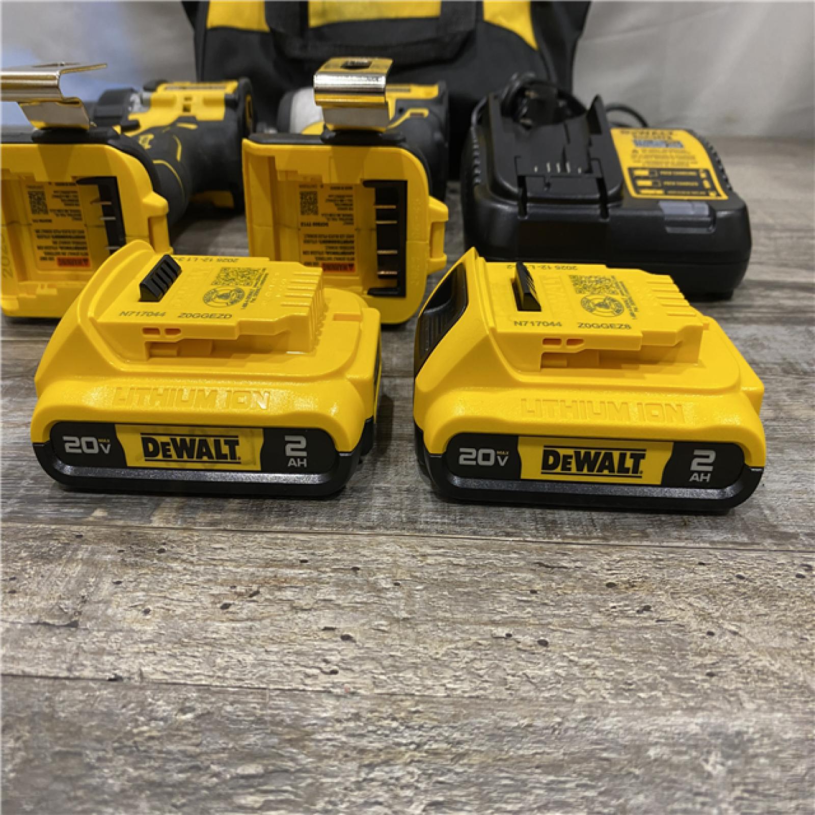 AS-IS DEWALT ATOMIC 20-Volt MAX Lithium-Ion Cordless Combo (2-Tool) Kit