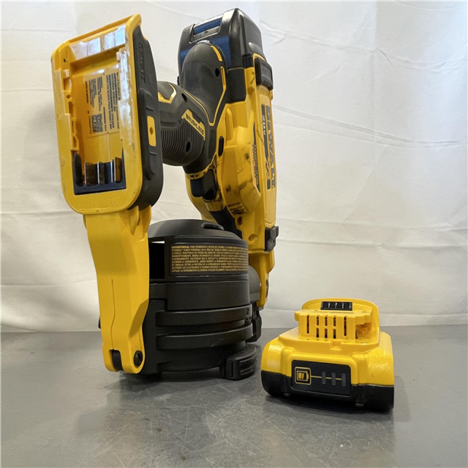 AS-IS - DEWALT Roofing Nailer Cordless Kit