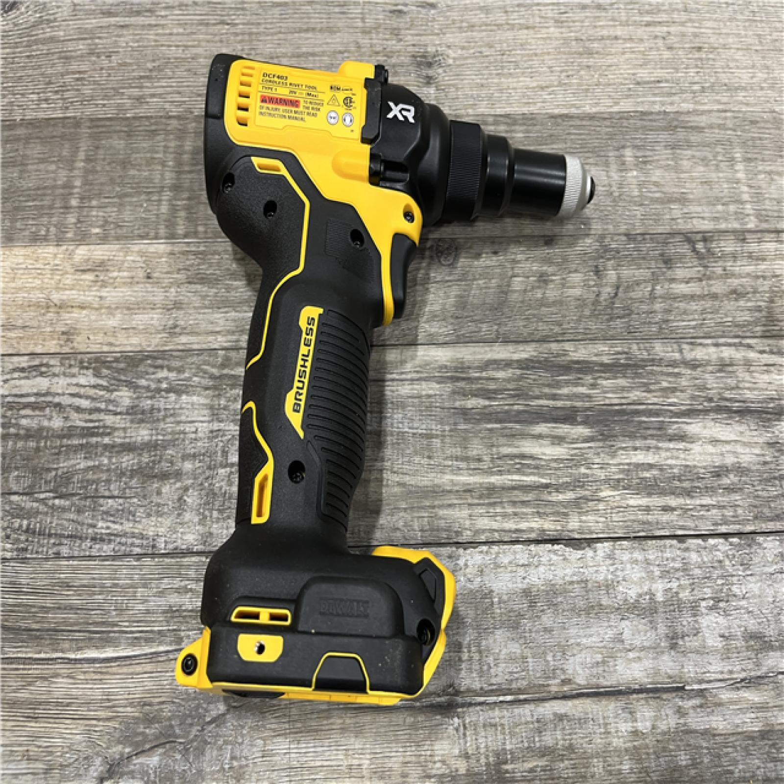AS-IS DEWALT 20-Volt MAX Cordless 3/16 in. Rivet Tool (Tool-Only)