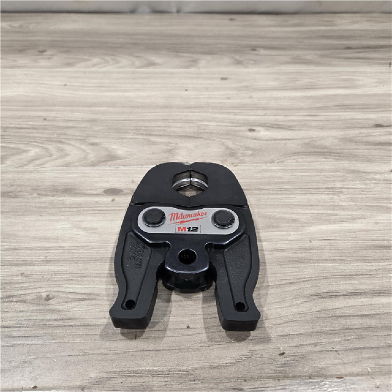 AS-IS Milwaukee M12 Force Logic 1 in. Press Tool Jaw