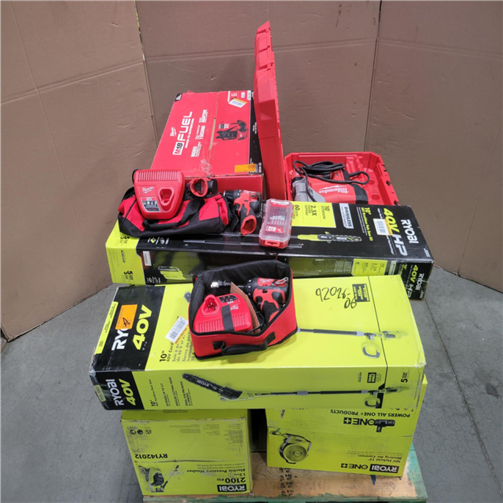 CALIFORNIA AS-IS TOOL PALLET