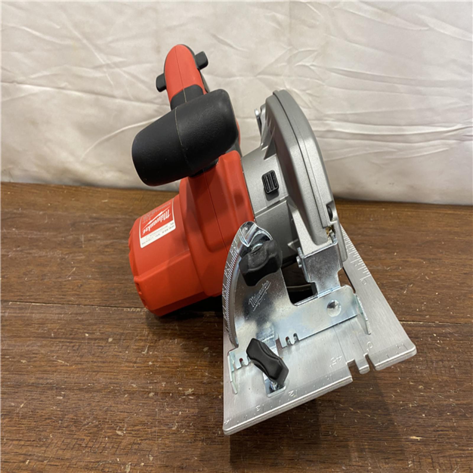 AS-IS Milwaukee 2630-20 M18 Cordless 6-1/2 Circular Saw Bare Tool Only - All