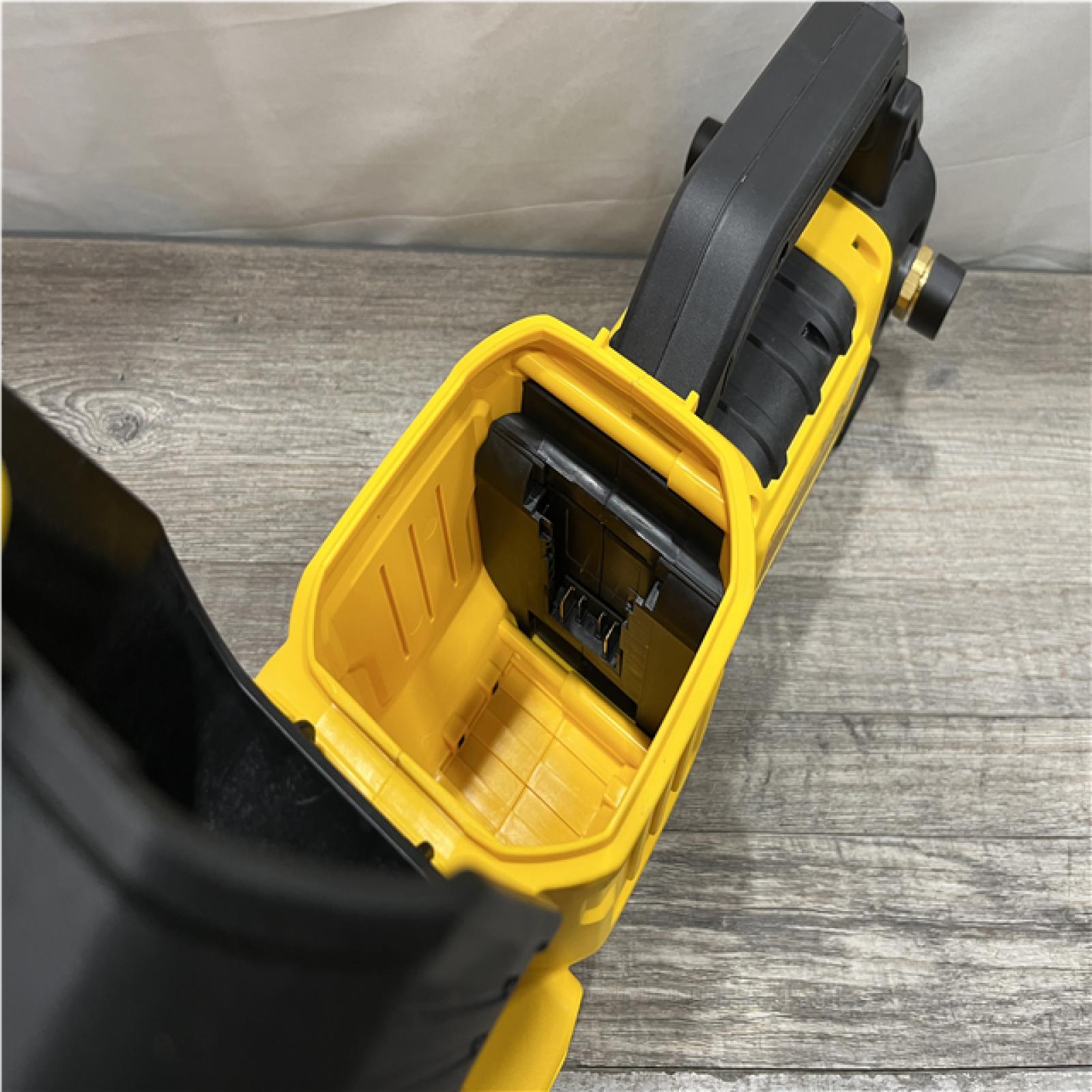 AS-IS DEWALT 20-Volt MAX Lithium-Ion Cordless Liquid Transfer Pump Kit