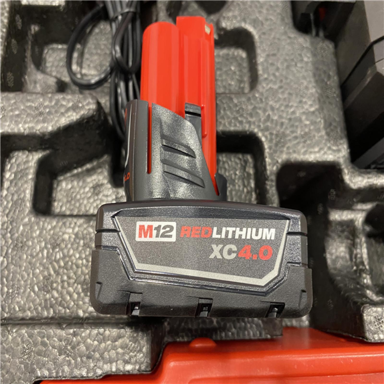 AS-IS Milwaukee 12-Volt Lithium-Ion Cordless Green 250 ft. 3-Plane Laser Level Kit