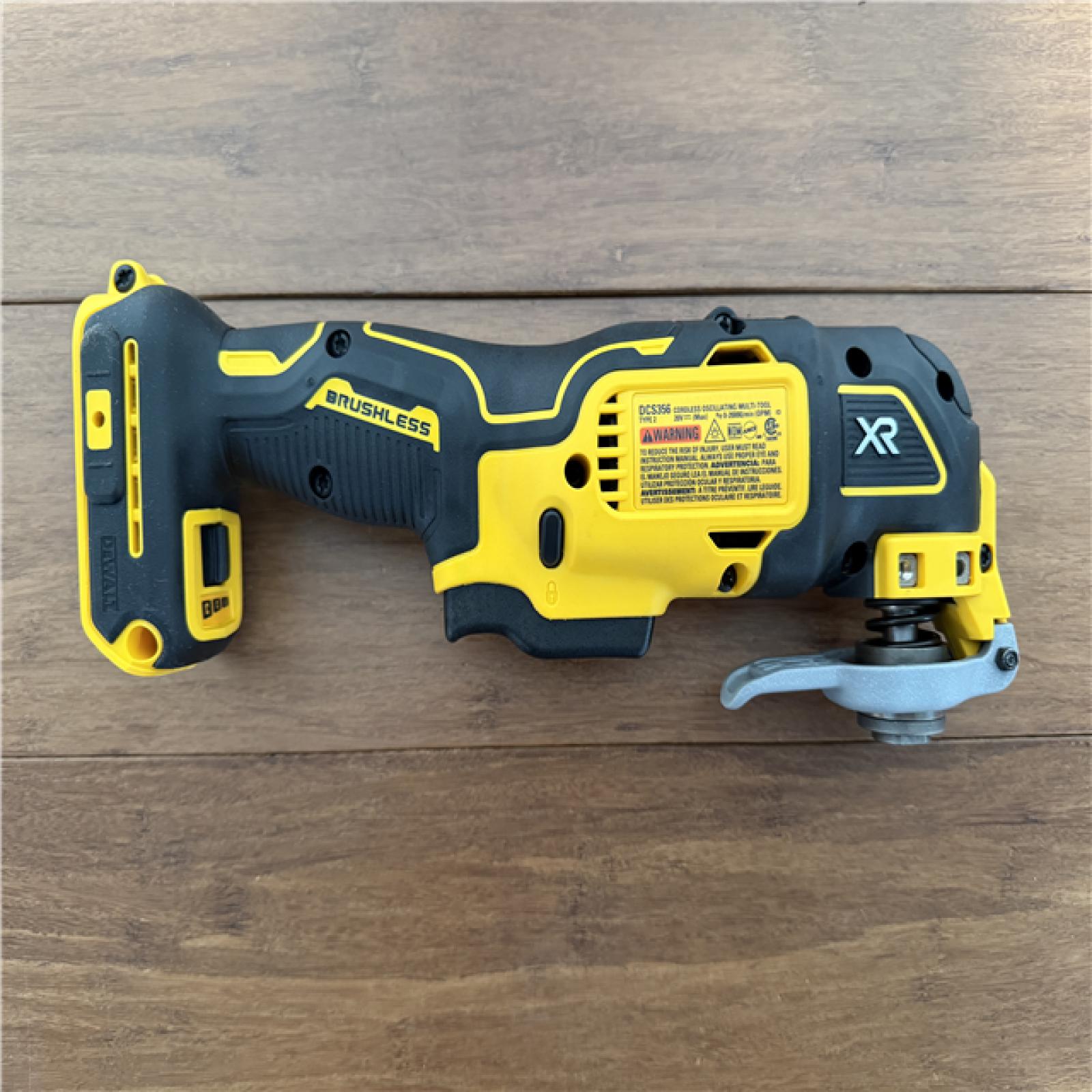 CALIFORNIA NEW DEWALT BRUSHLESS 3-SPEED OSCILLATING MULTI-TOOL (TOOL ONLY)