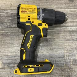LIKE NEW - DEWALT ATOMIC 20V Cordless 1/2 in. Compact Hammer Drill Kit