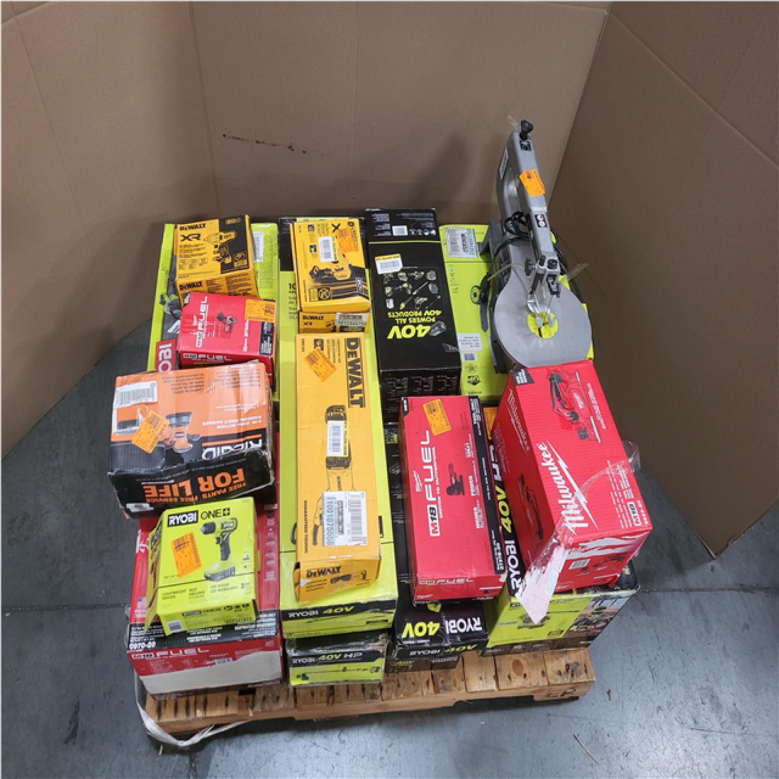 PHOENIX AS-IS TOOL PALLET