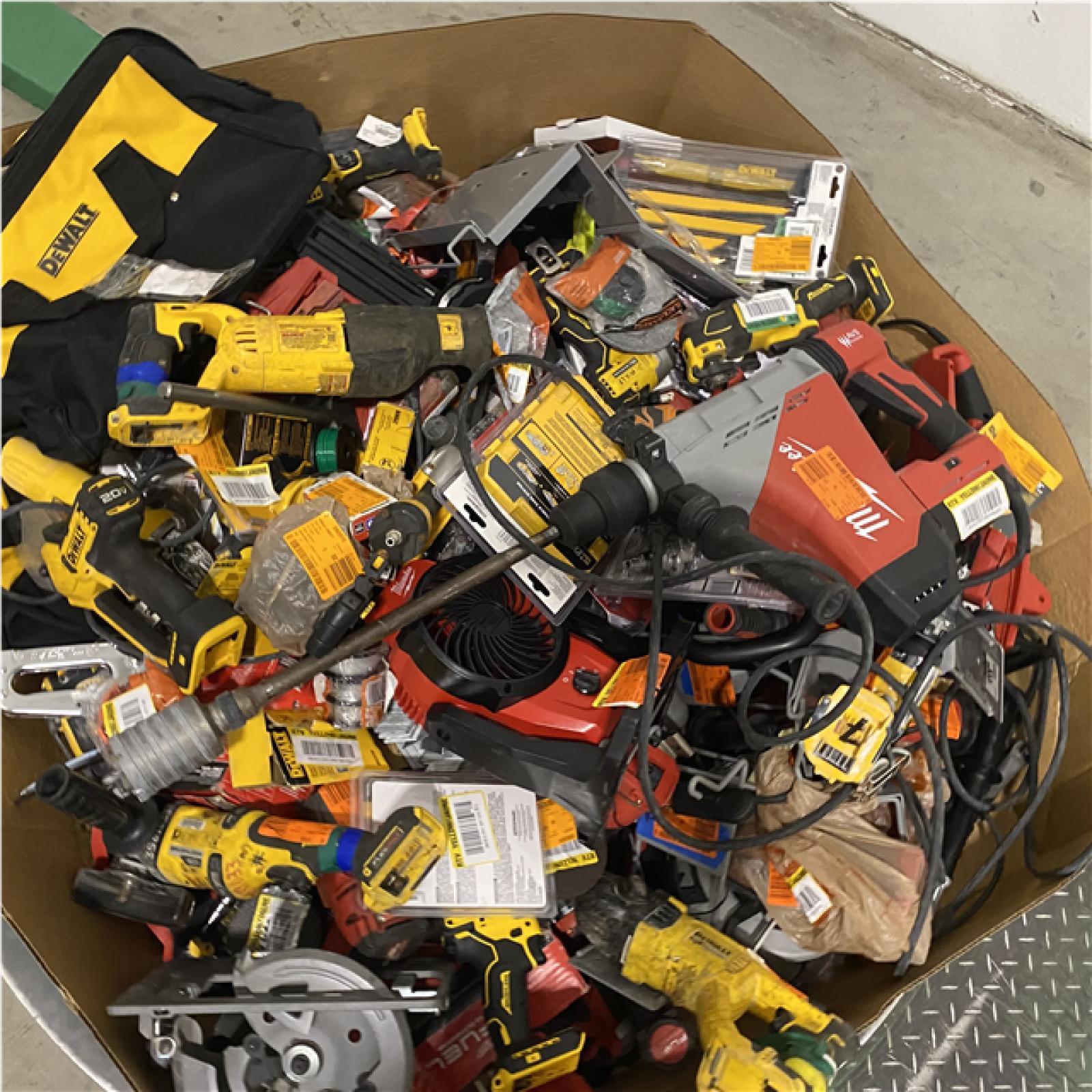 Dallas Location - As-Is Tool Pallet