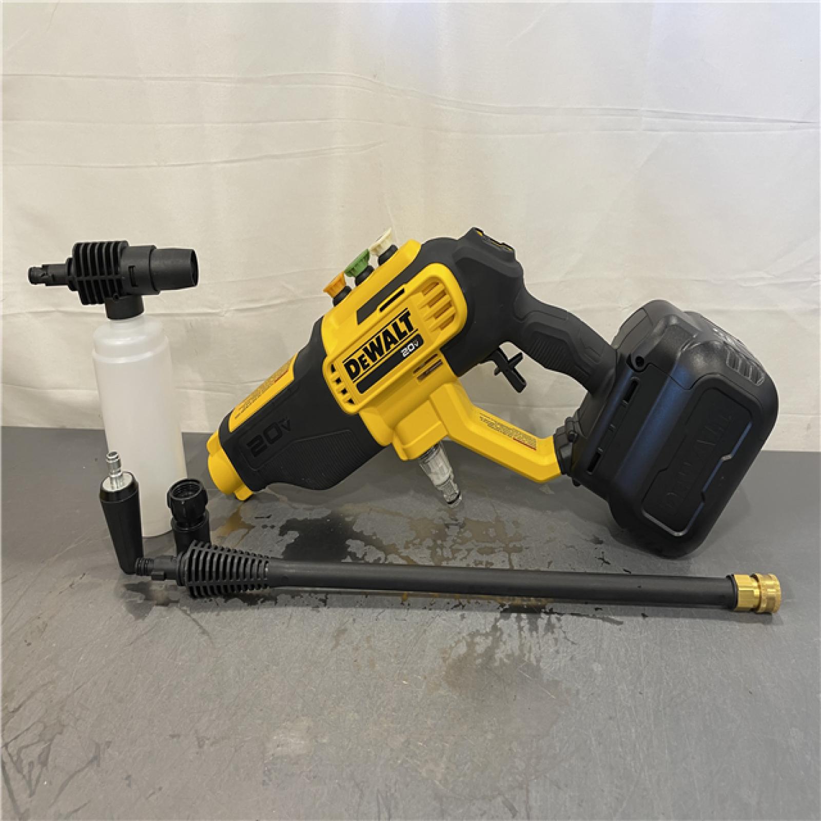 AS-IS - Dewalt 20V 550 PSI 1 GPM Cordless Power Cleaner