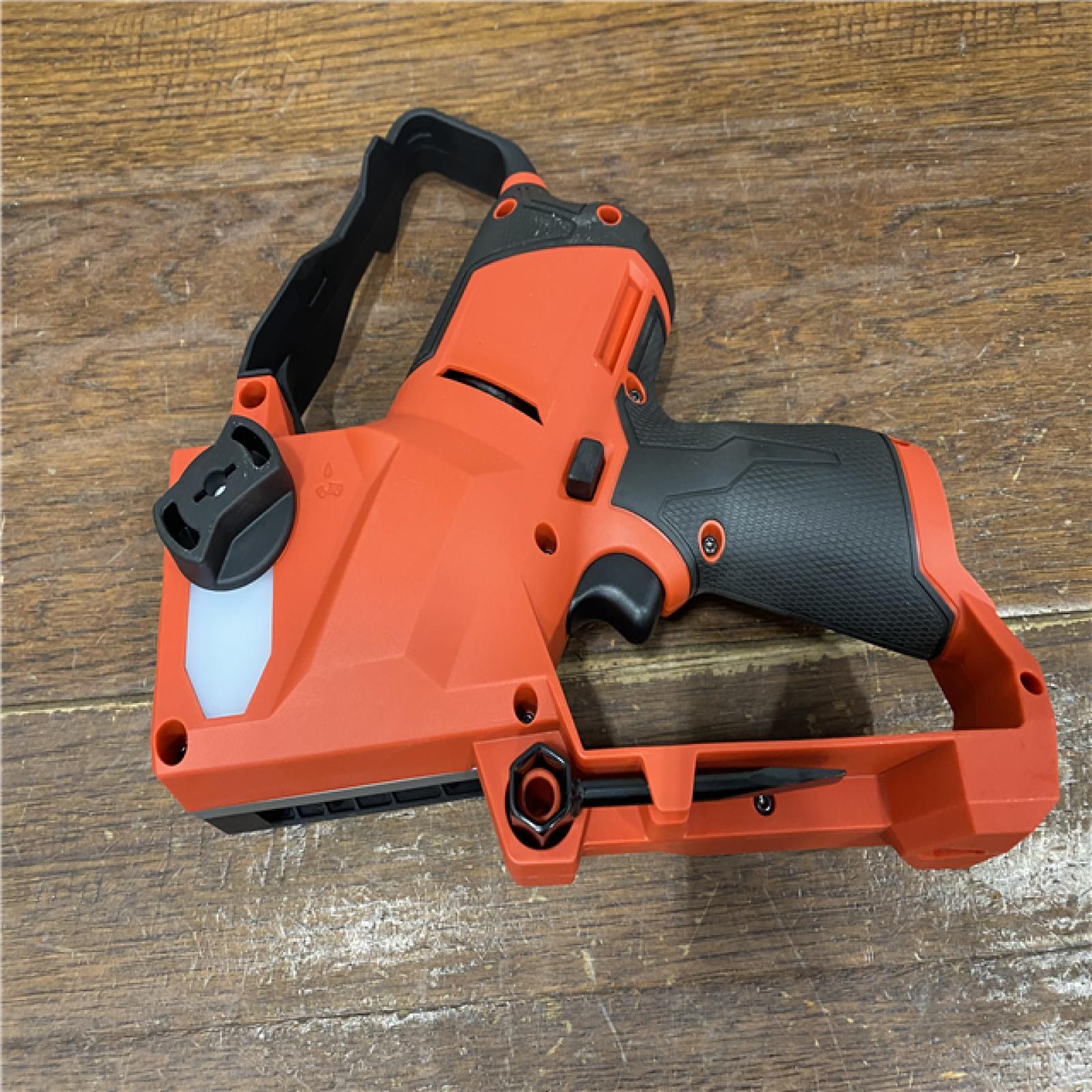 AS-IS Milwaukee M12 FUEL 6 in. 12V Lithium-Ion Brushless Electric Cordless Battery Pruning Saw HATCHET (Tool-Only)