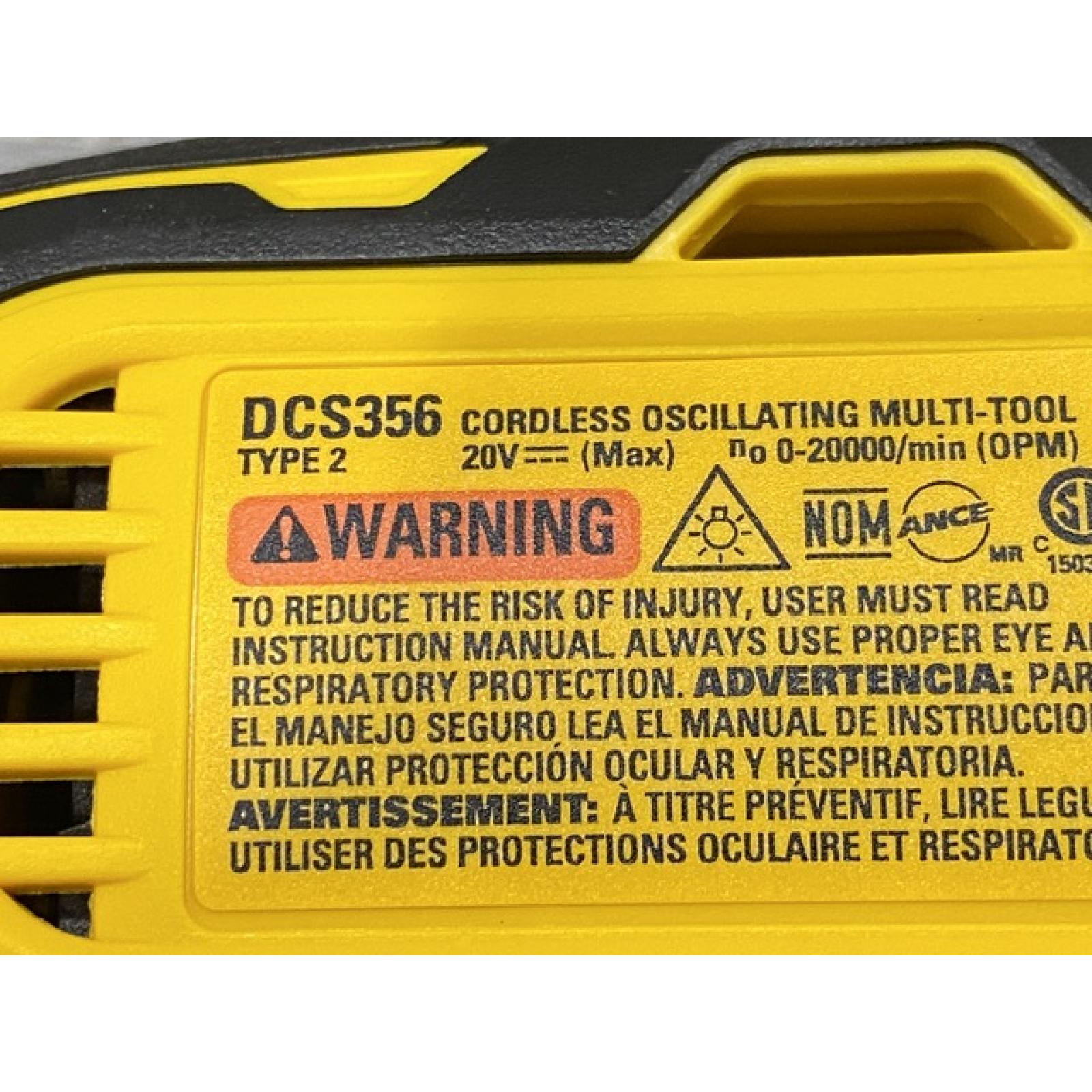 AS-IS DEWALT 20V MAX XR Cordless Brushless 3-Speed Oscillating Multi Tool Kit