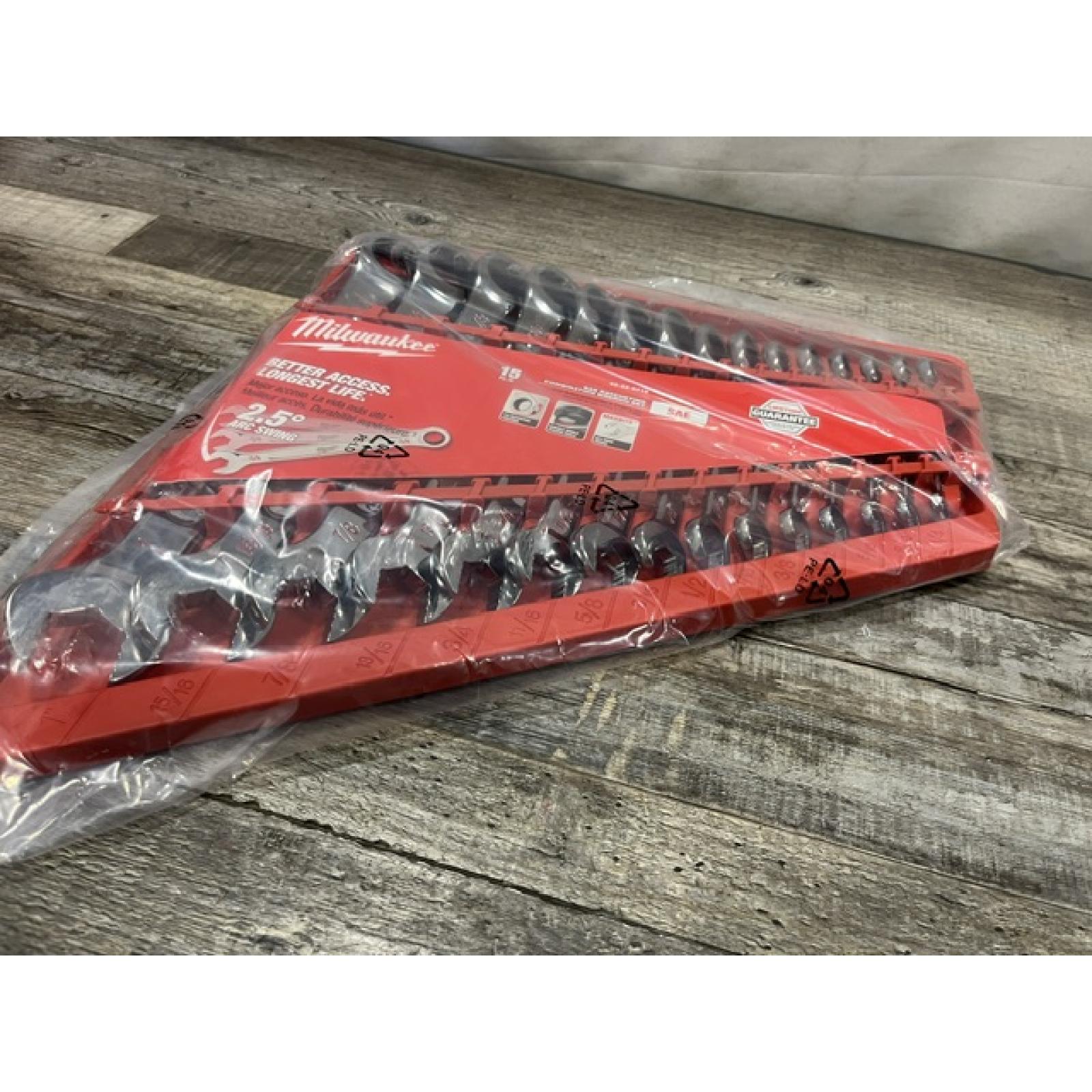 NEW - Milwaukee SAE Ratcheting Combination Wrench Set (15-Piece)