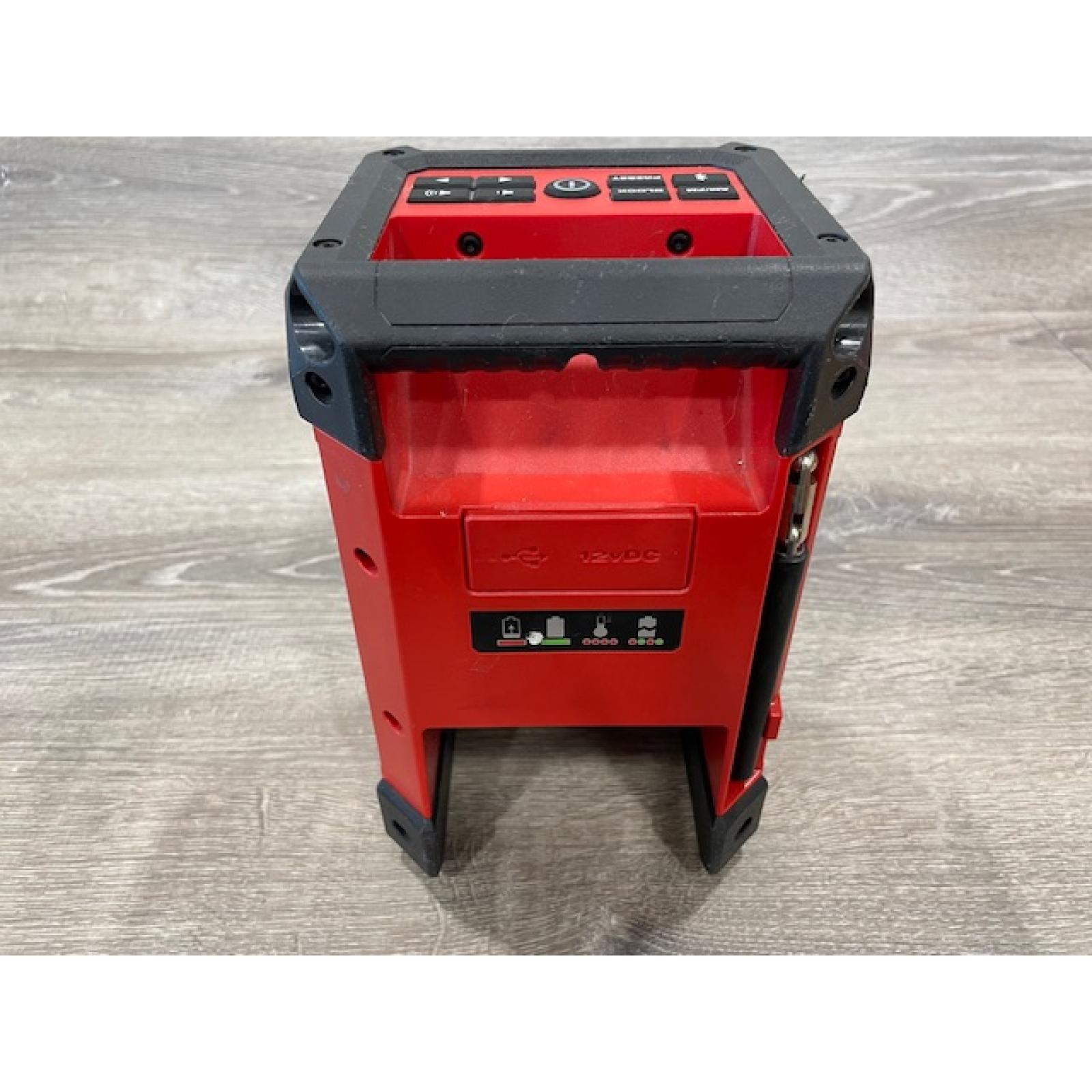 AS-IS Milwaukee 12-Volt Lithium-Ion Cordless Bluetooth/AM/FM Jobsite Radio (Tool Only)