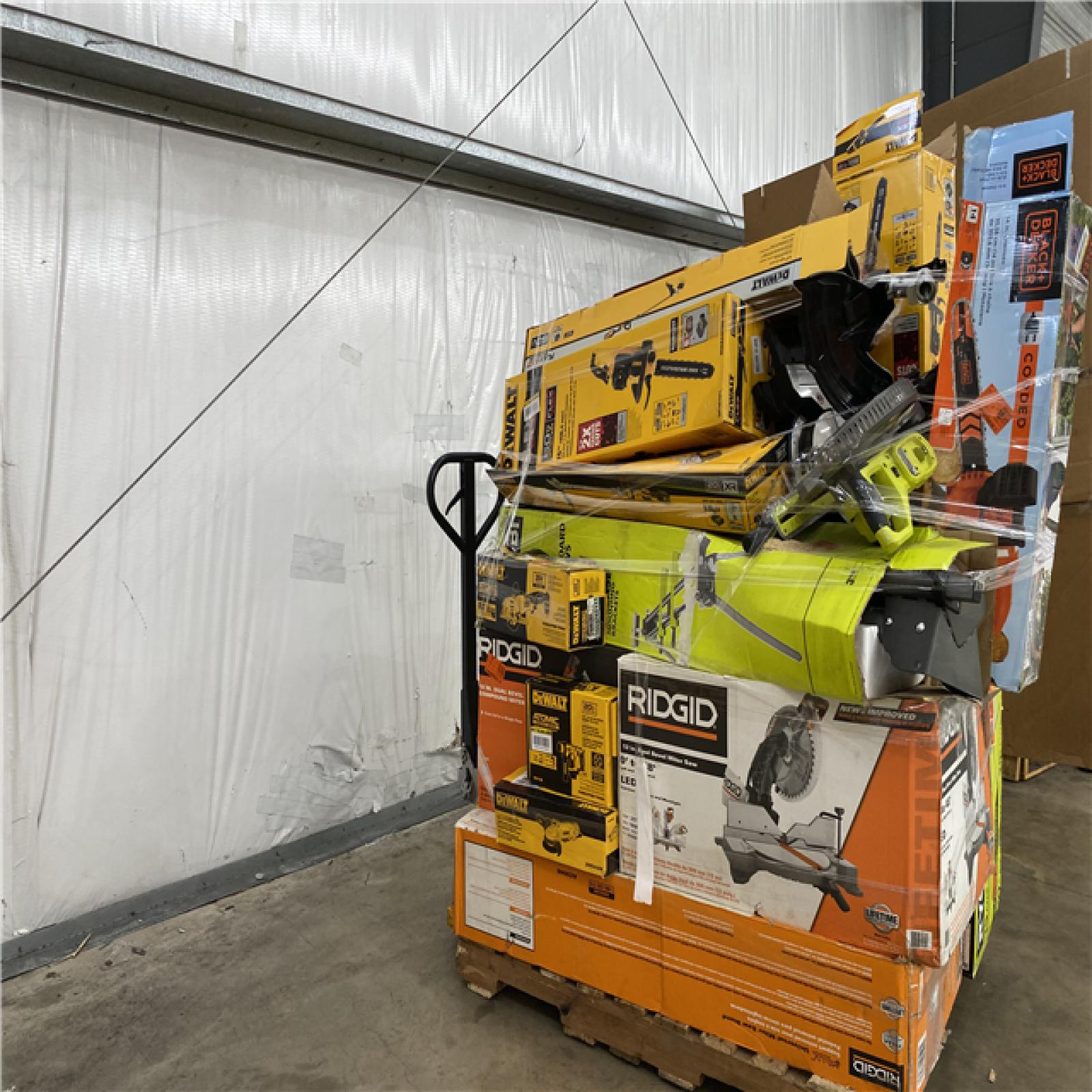 Houston Location AS IS - Tool Pallet