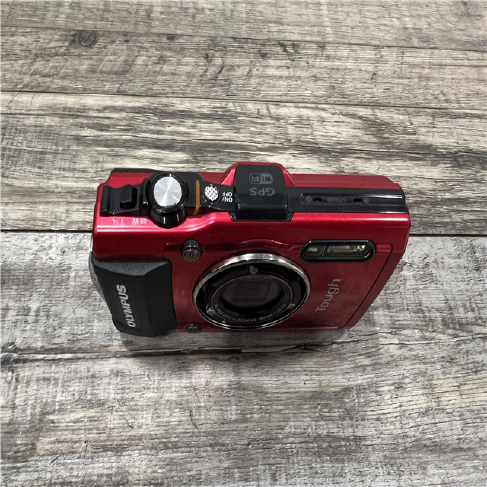 AS-IS Olympus Digital Camara Im005 Tough 2.1m / 7ft Shockproof 15m / 50ft