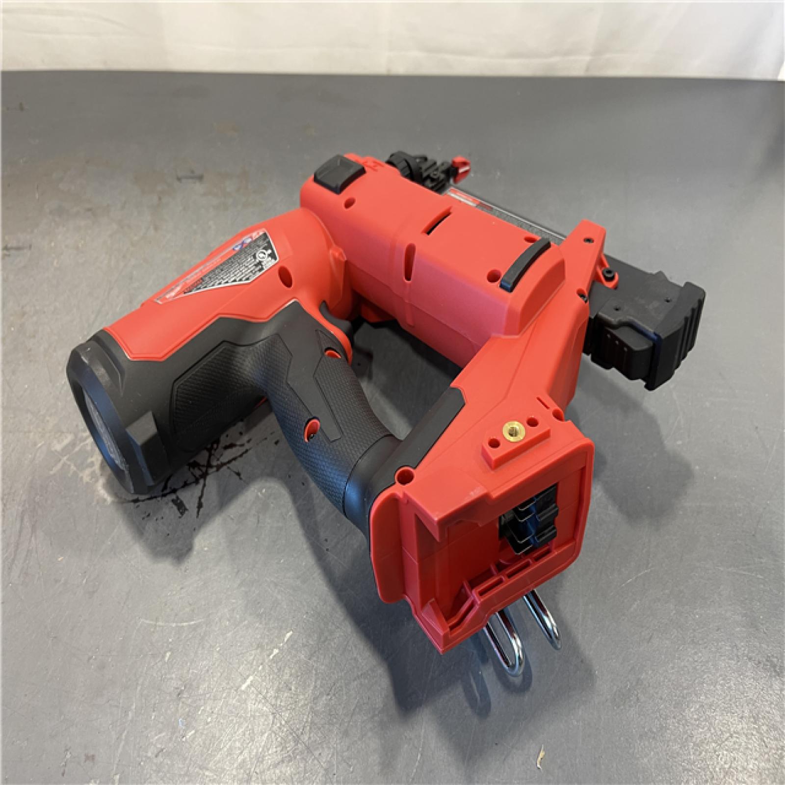 AS-IS - Milwaukee M18 FUEL 18-Volt Lithium-Ion Brushless Cordless Gen II 18-Gauge Brad Nailer