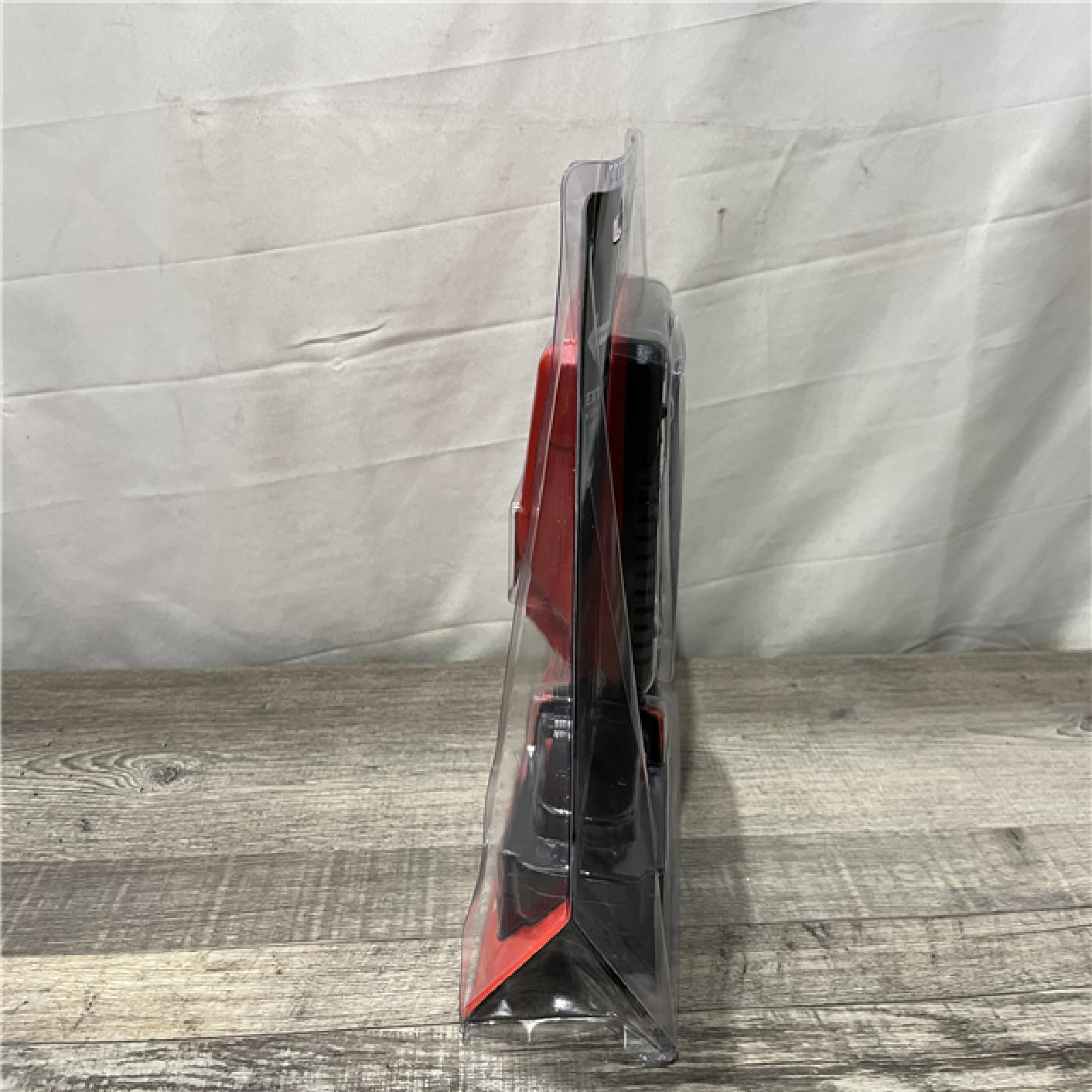 NEW - Milwaukee 18-Volt Lithium-Ion XC Starter Kit with One 5.0Ah Battery and Charger
