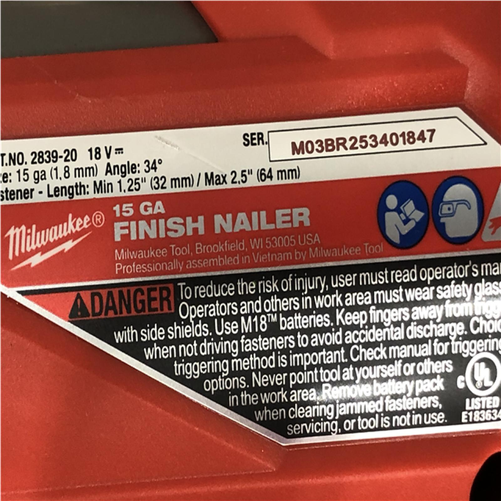 AS-IS Milwaukee FUEL 18V Lithium-Ion Brushless Cordless Gen II 15-Gauge Angled Nailer (Tool-Only)