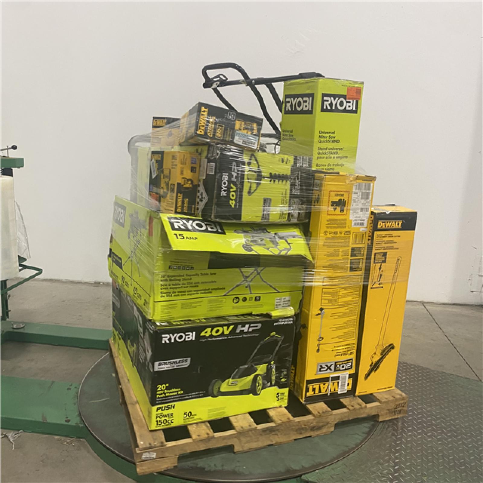 Dallas Location - As-Is Tool Pallet