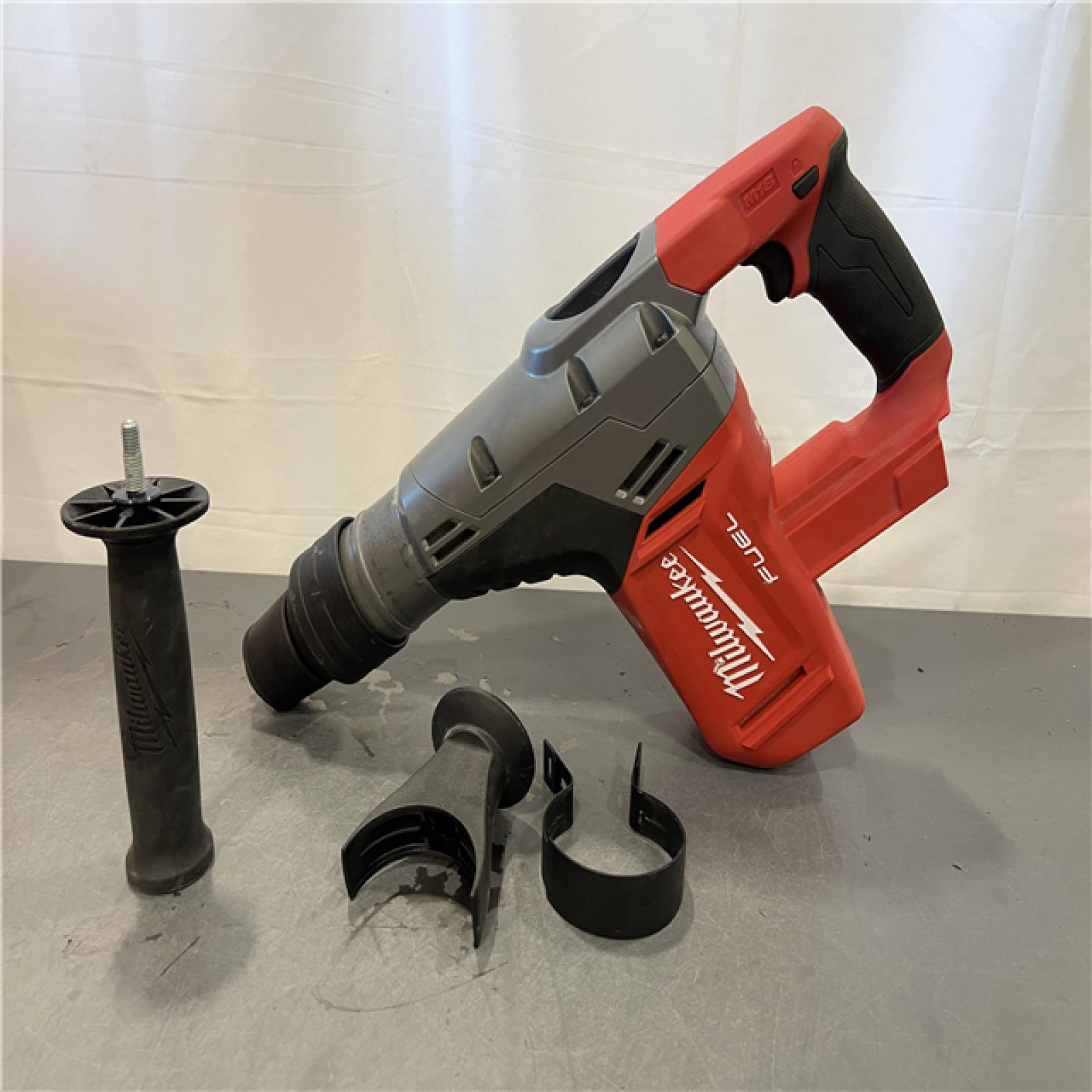 AS-IS - Milwaukee FUEL 18V Lithium-Ion Brushless Cordless 1-9/16 in. SDS-Max Rotary Hammer