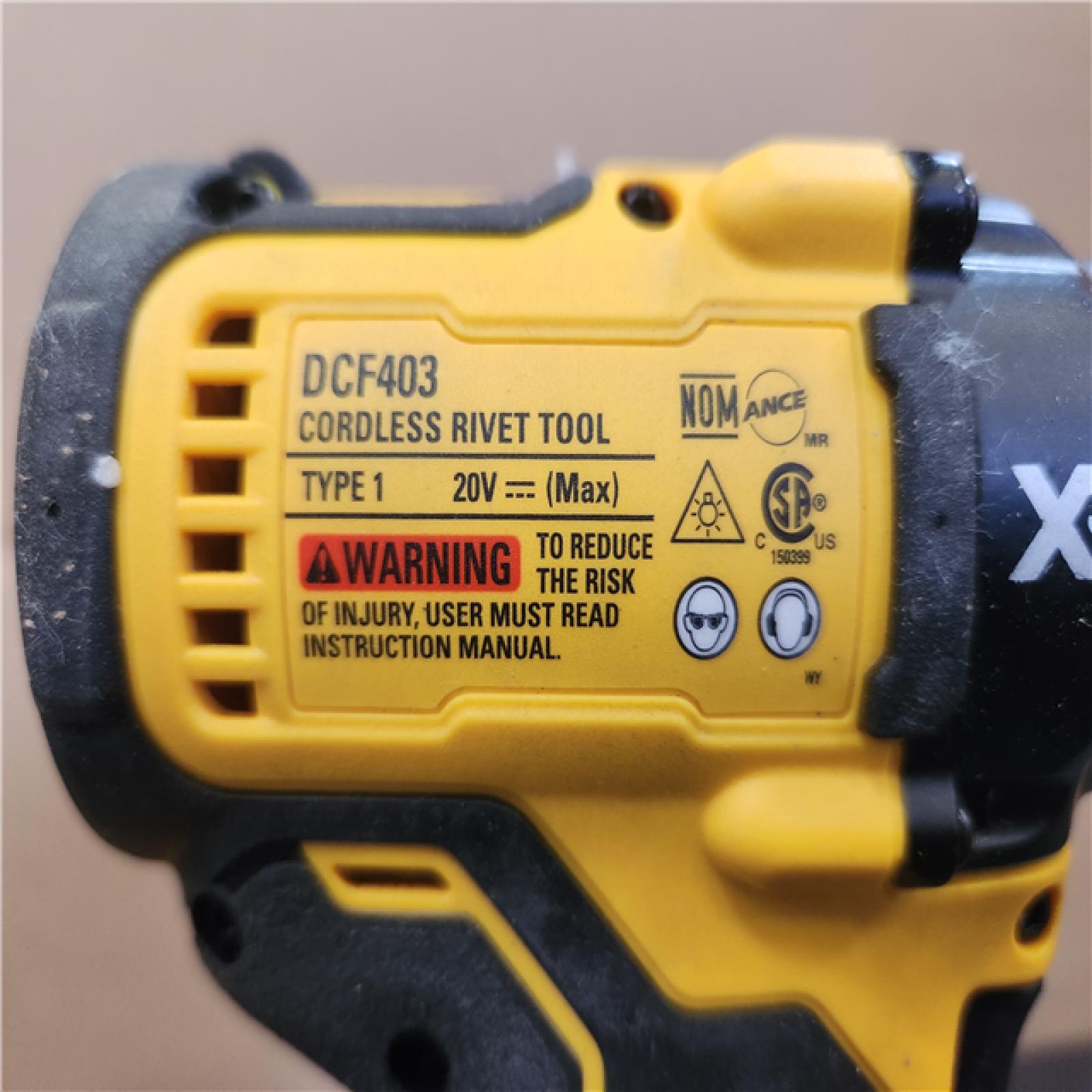 Phoenix LIKE NEW DEWALT 20-Volt MAX Cordless 3/16 in. Rivet Tool (Tool-Only)
