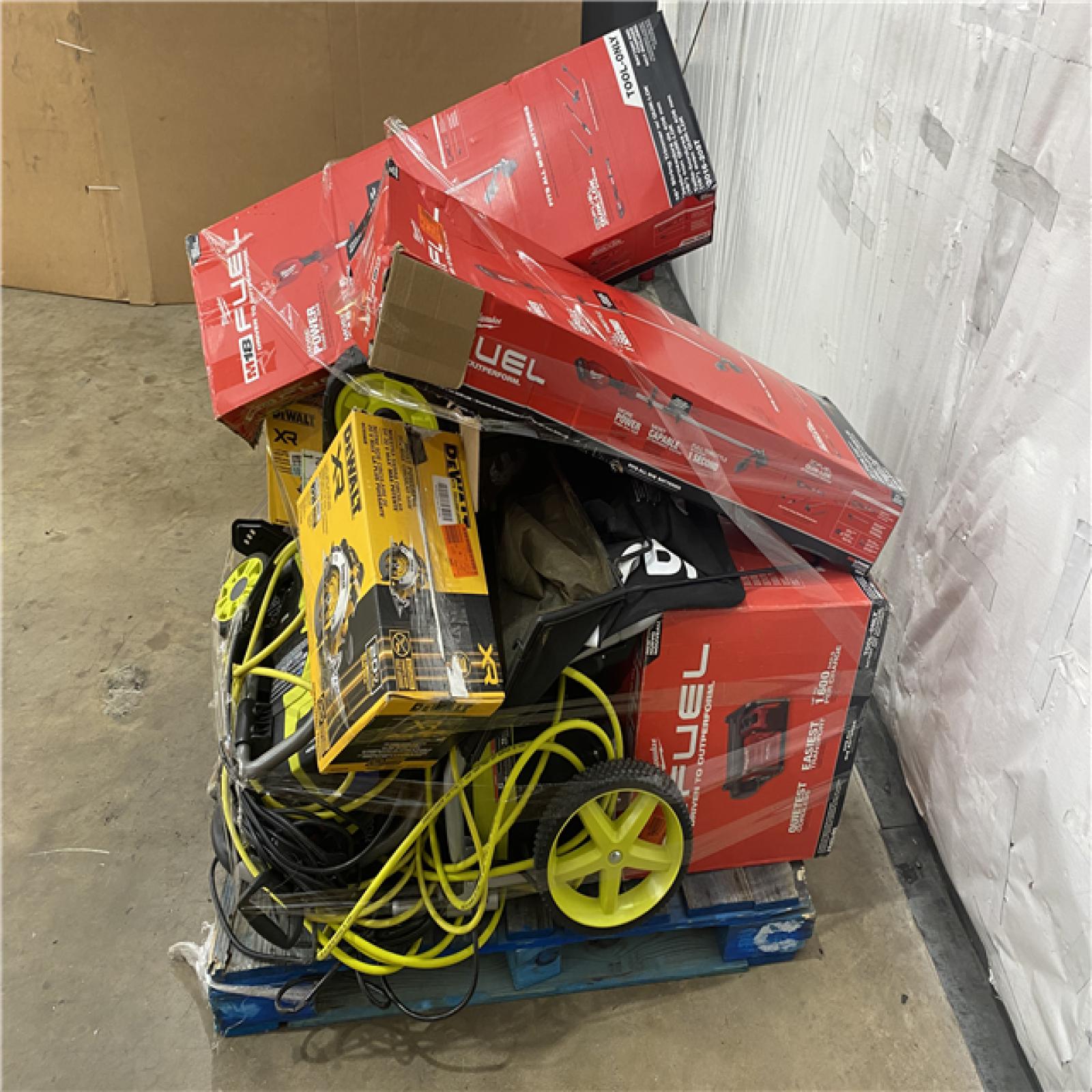 Houston Location AS IS - Tool Pallet