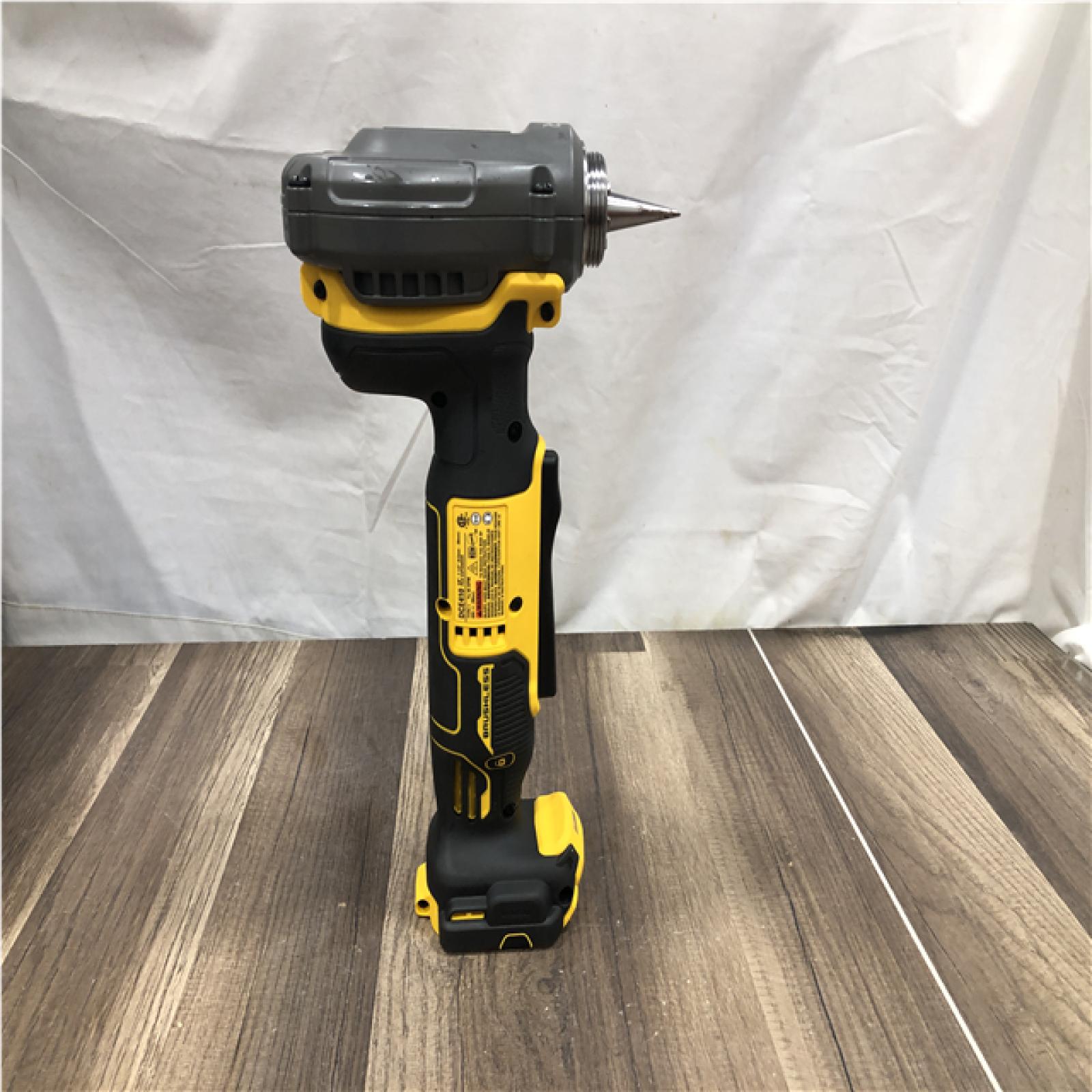 AS-IS DEWALT 20-Volt MAX XR 1-1/2 in. PEX Expander Kit