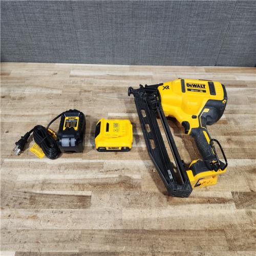 HOUSTON LOCATION - AS - IS DEWALT 20V MAX XR 16-Gauge Electric Cordless Angled Finishing Nailer Kit